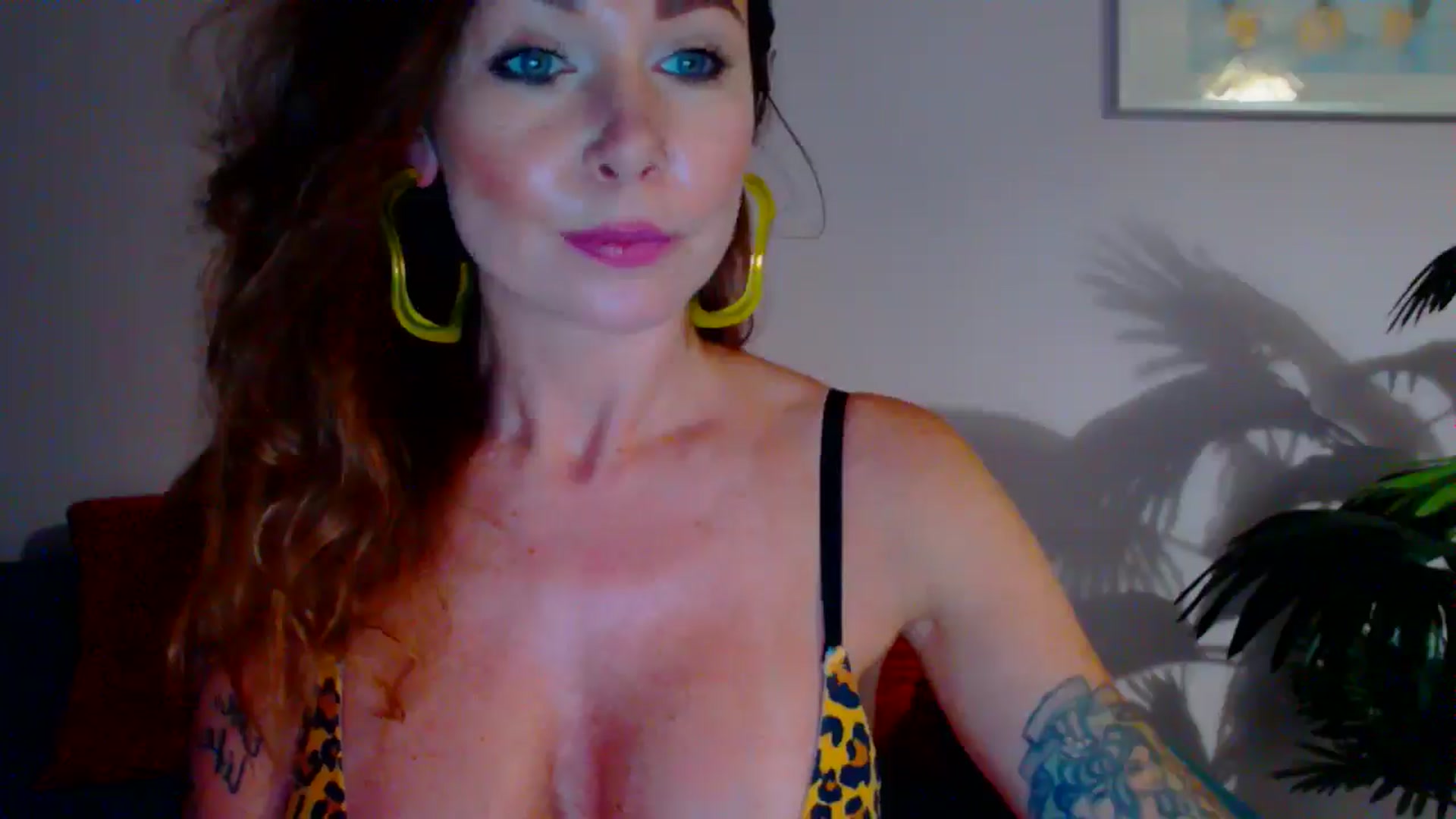 Gallery image thumbnail from Delilah_sweet's myfreecams stream on, 06/26/2024, 19:06 image 3 of 20