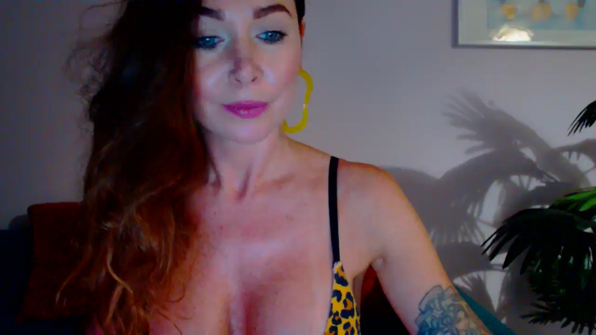 Gallery image thumbnail from Delilah_sweet's myfreecams stream on, 06/26/2024, 19:06 image 9 of 20