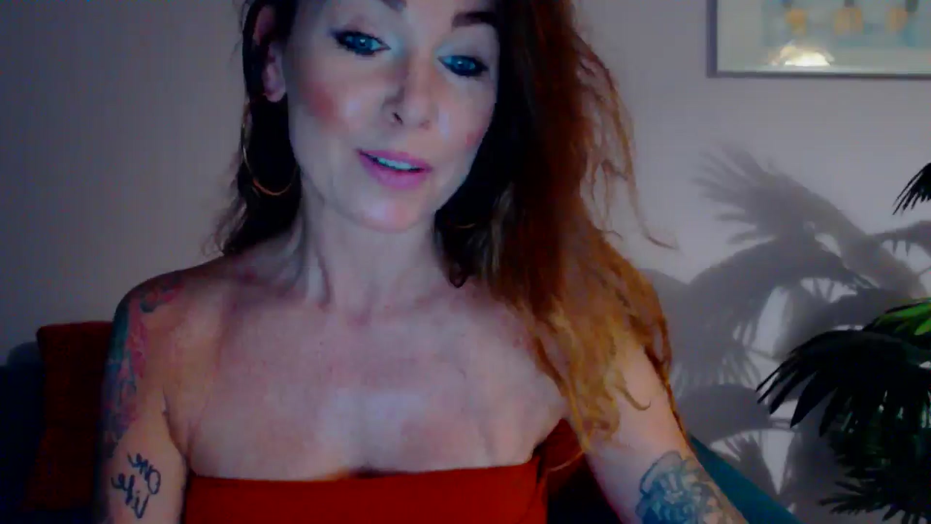 Gallery image thumbnail from Delilah_sweet's myfreecams stream on, 06/27/2024, 13:27 image 14 of 20