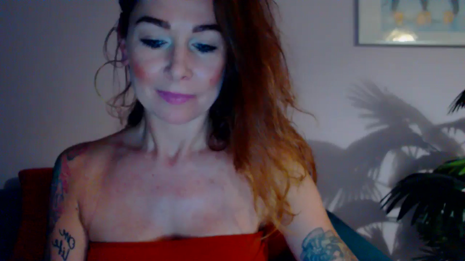 Gallery image thumbnail from Delilah_sweet's myfreecams stream on, 06/27/2024, 13:27 image 15 of 20