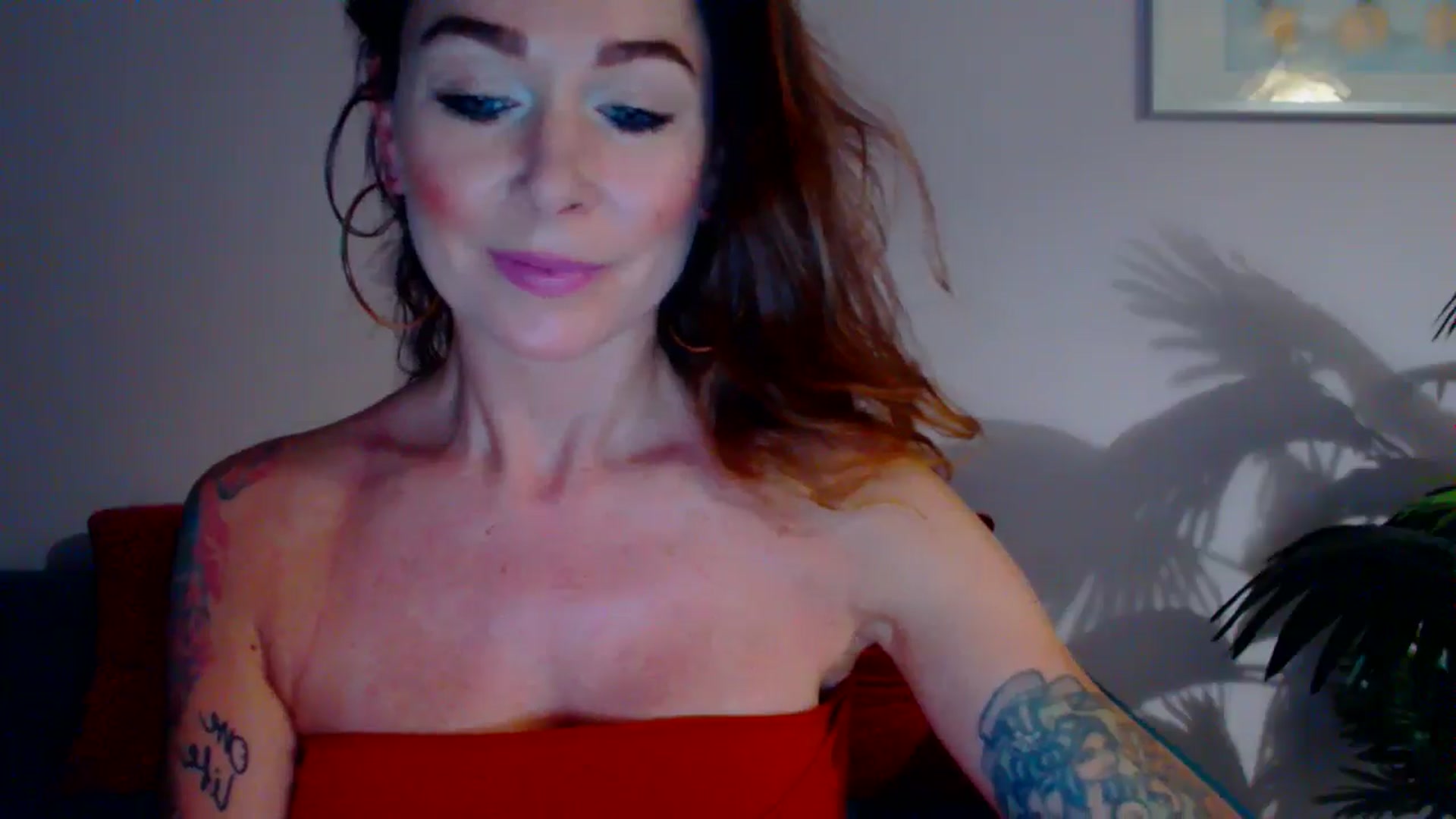 Gallery image thumbnail from Delilah_sweet's myfreecams stream on, 06/27/2024, 13:27 image 4 of 20
