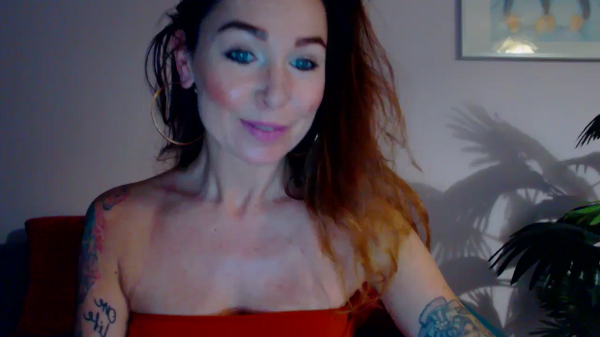Gallery image thumbnail from Delilah_sweet's myfreecams stream on, 06/27/2024, 13:27 image 17 of 20