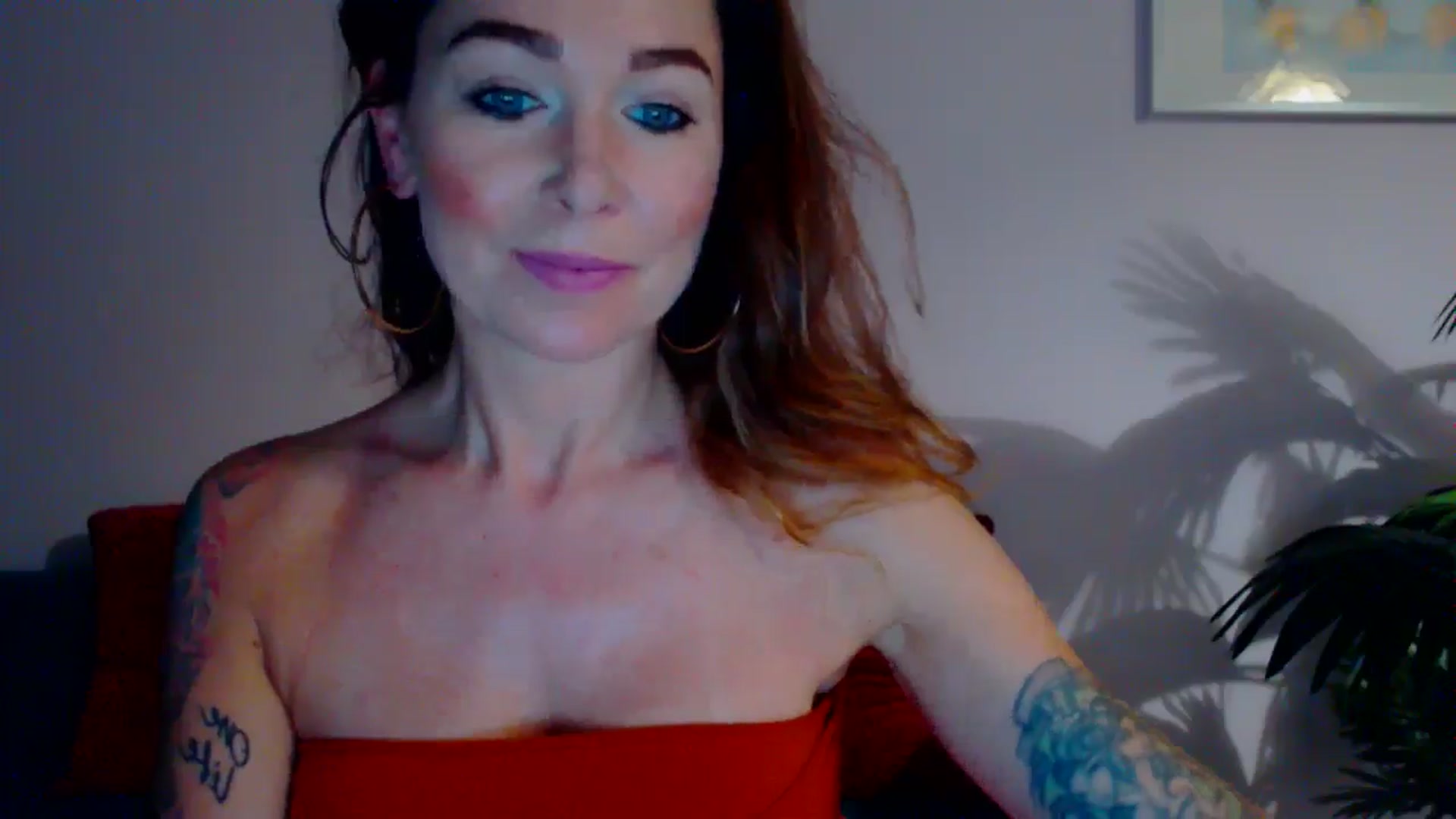 Gallery image thumbnail from Delilah_sweet's myfreecams stream on, 06/27/2024, 13:27 image 9 of 20