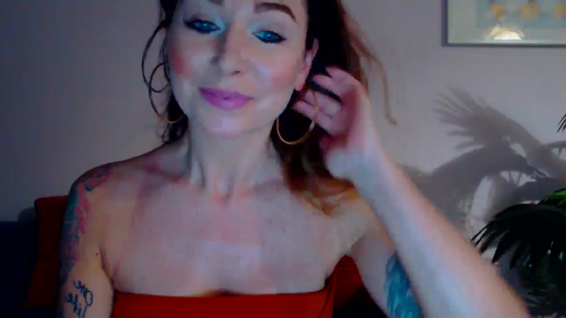 Gallery image thumbnail from Delilah_sweet's myfreecams stream on, 06/27/2024, 13:27 image 8 of 20