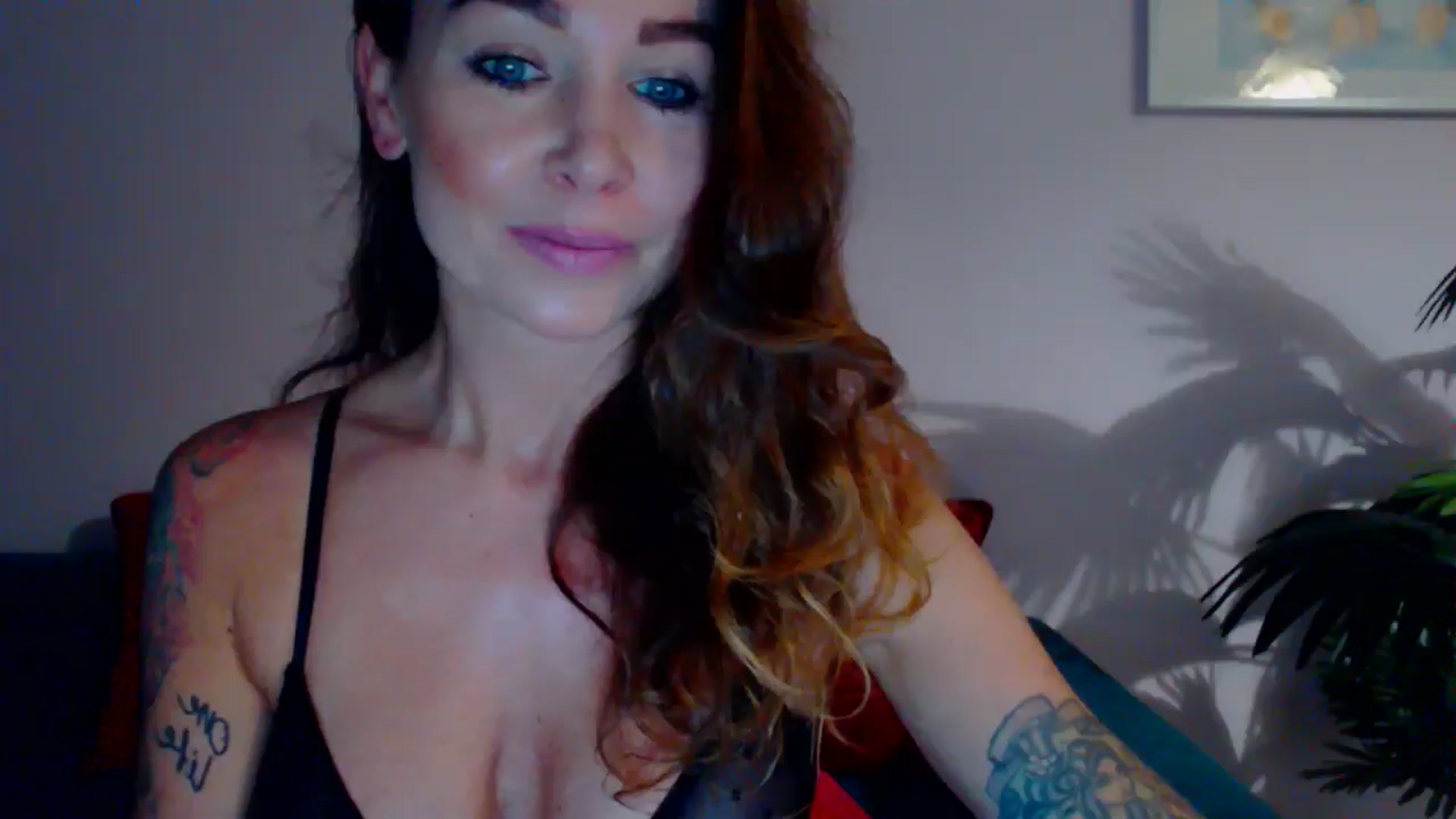 Gallery image thumbnail from Delilah_sweet's myfreecams stream on, 07/01/2024, 16:05 image 11 of 20