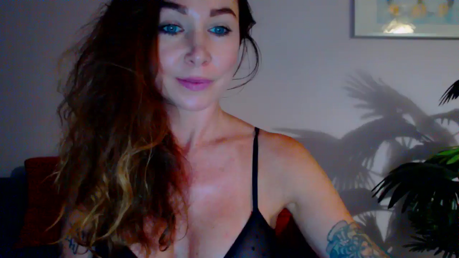 Gallery image thumbnail from Delilah_sweet's myfreecams stream on, 07/01/2024, 17:27 image 18 of 20