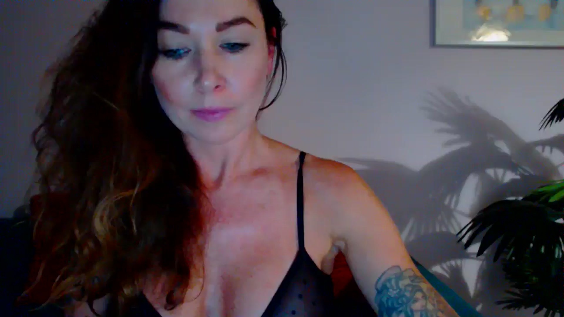 Gallery image thumbnail from Delilah_sweet's myfreecams stream on, 07/01/2024, 17:27 image 10 of 20
