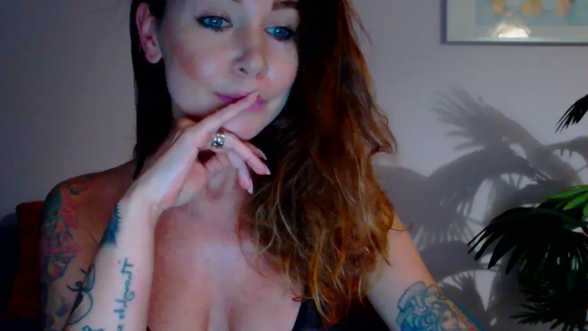 Gallery image thumbnail from Delilah_sweet's myfreecams stream on, 07/01/2024, 18:03 image 6 of 20