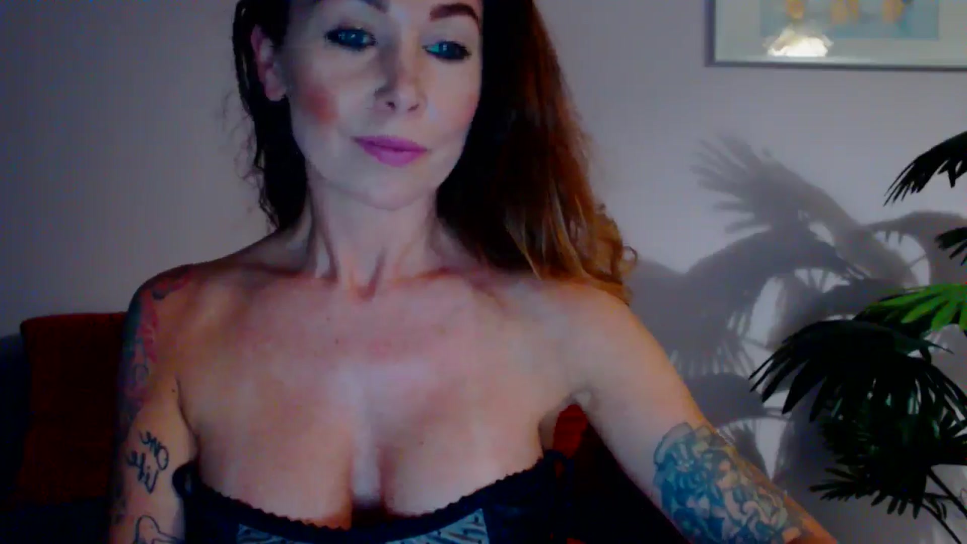 Gallery image thumbnail from Delilah_sweet's myfreecams stream on, 07/02/2024, 17:17 image 17 of 20