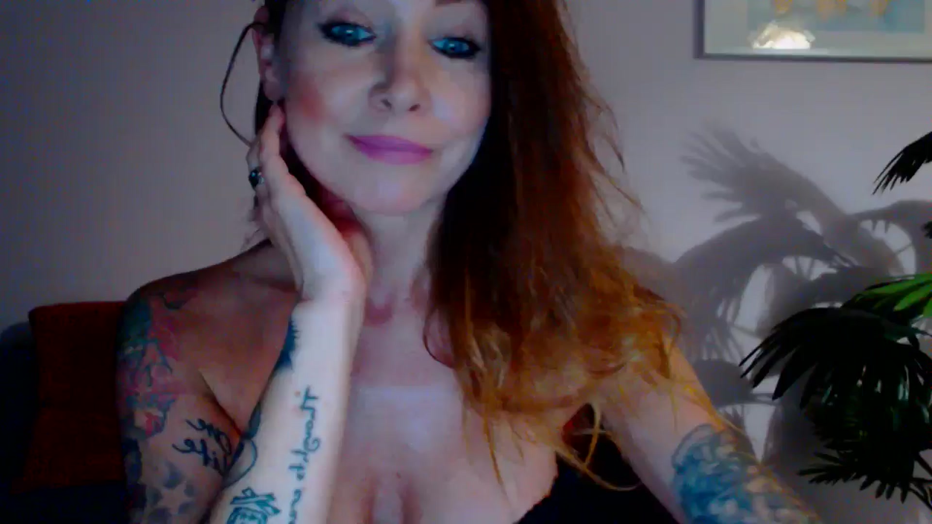 Gallery image thumbnail from Delilah_sweet's myfreecams stream on, 07/02/2024, 17:17 image 6 of 20