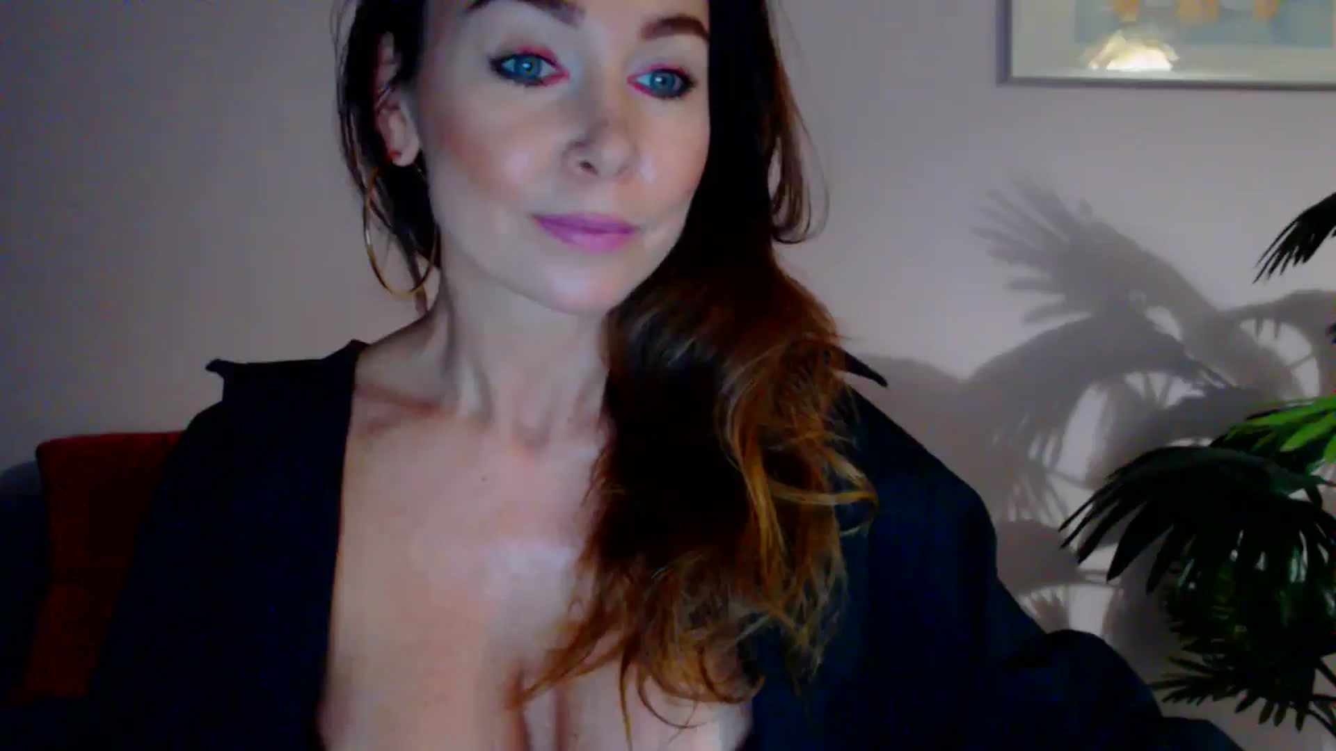 Gallery image thumbnail from Delilah_sweet's myfreecams stream on, 07/03/2024, 17:33 image 2 of 20