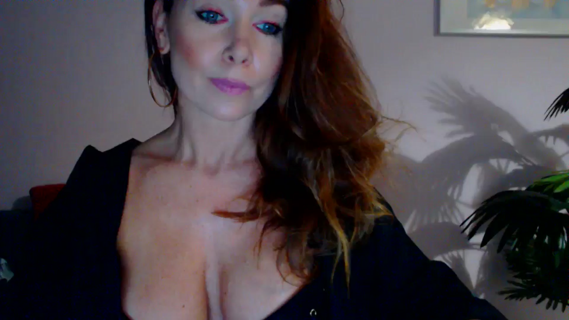 Gallery image thumbnail from Delilah_sweet's myfreecams stream on, 07/03/2024, 17:33 image 7 of 20