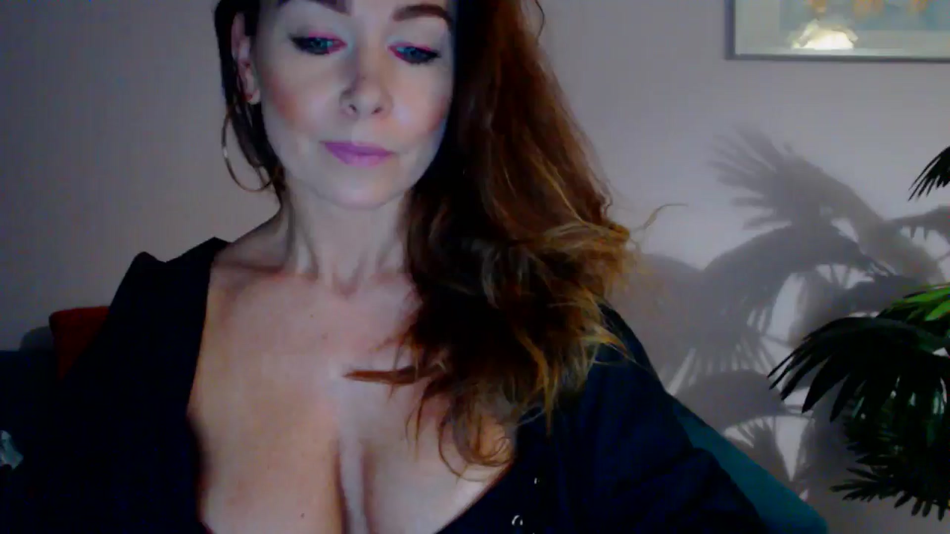 Gallery image thumbnail from Delilah_sweet's myfreecams stream on, 07/03/2024, 17:33 image 8 of 20