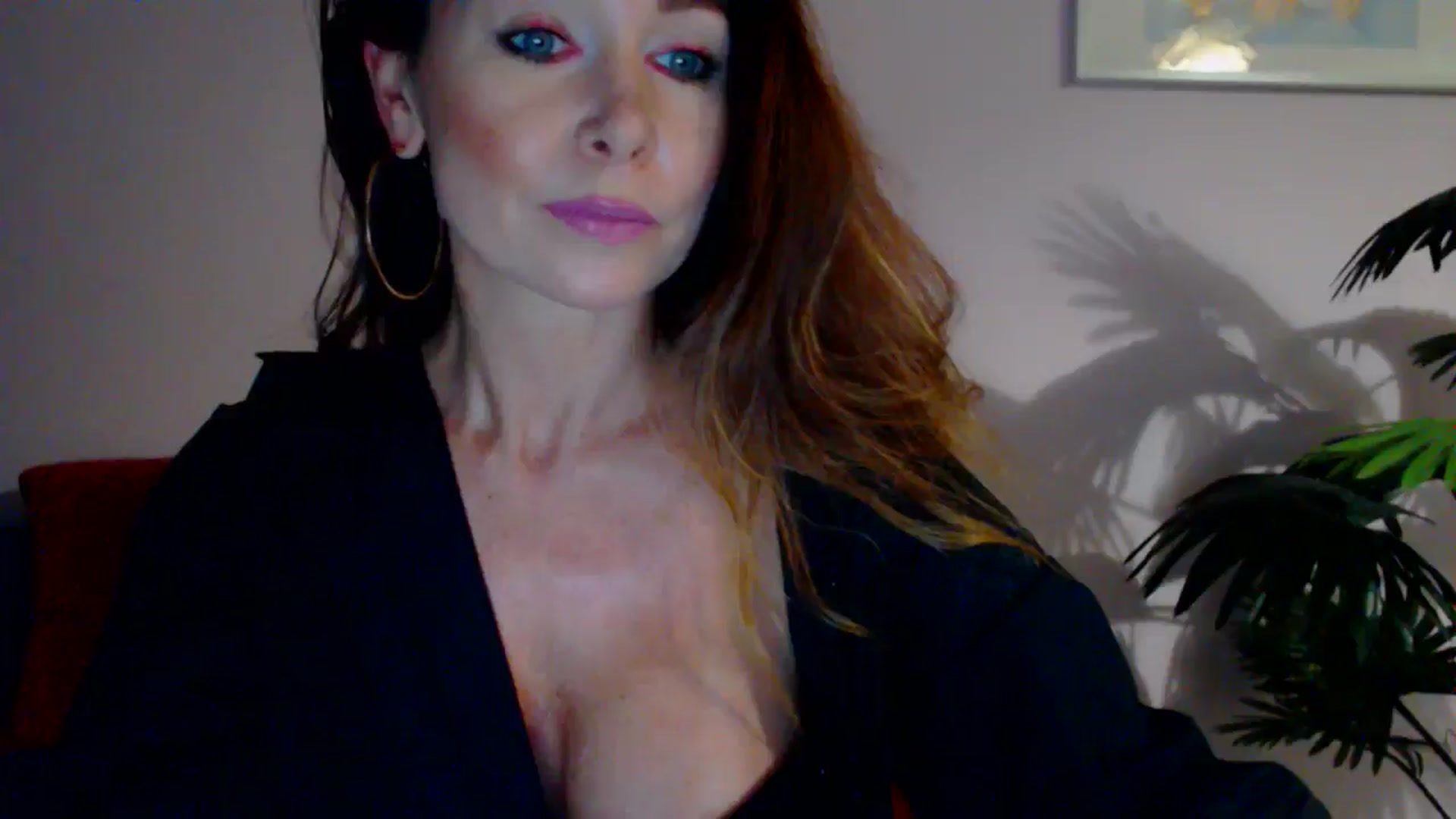 Gallery image thumbnail from Delilah_sweet's myfreecams stream on, 07/03/2024, 18:03 image 11 of 20