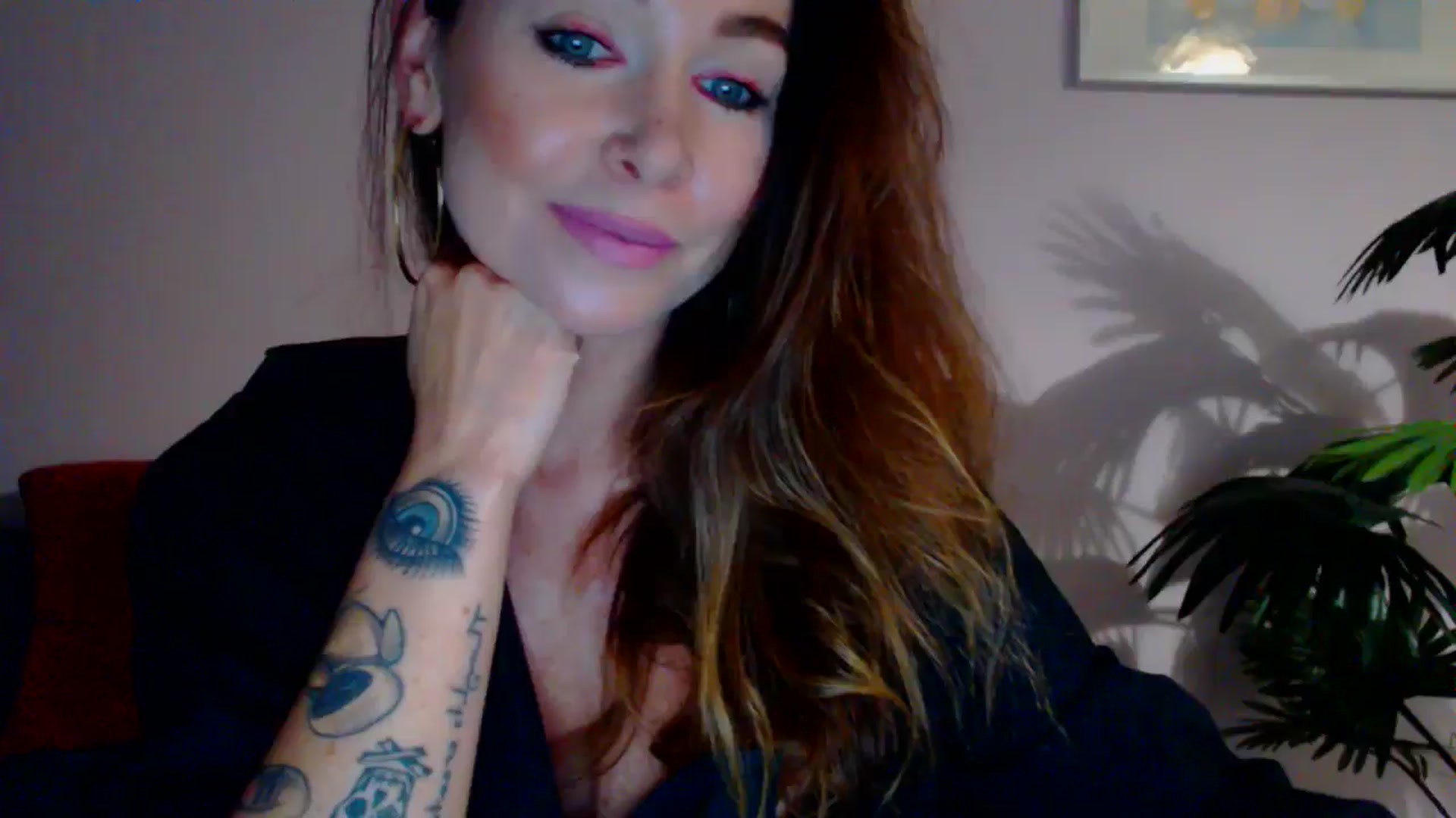 Gallery image thumbnail from Delilah_sweet's myfreecams stream on, 07/03/2024, 18:03 image 5 of 20