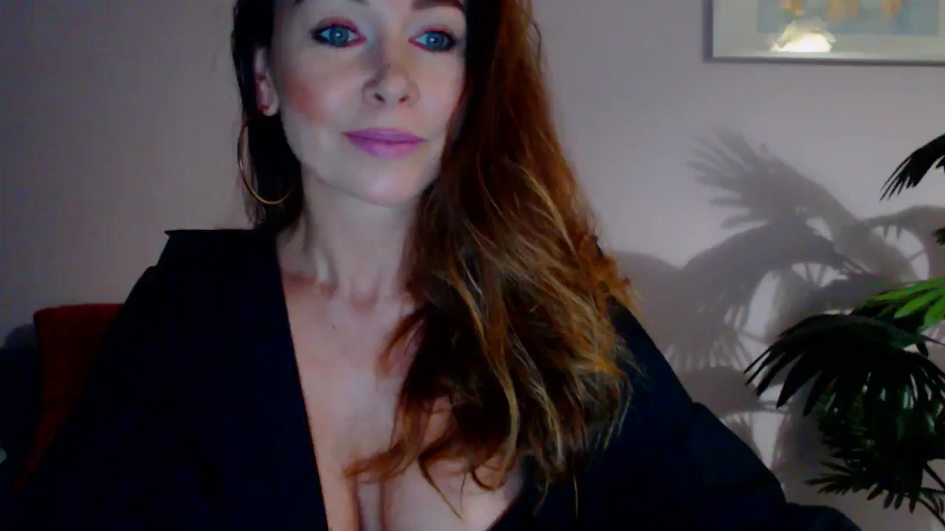 Gallery image thumbnail from Delilah_sweet's myfreecams stream on, 07/03/2024, 18:03 image 2 of 20