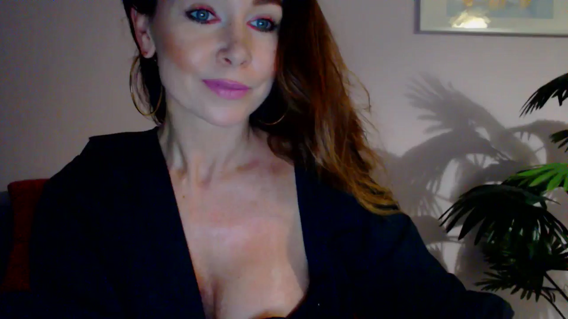 Gallery image thumbnail from Delilah_sweet's myfreecams stream on, 07/03/2024, 18:03 image 7 of 20
