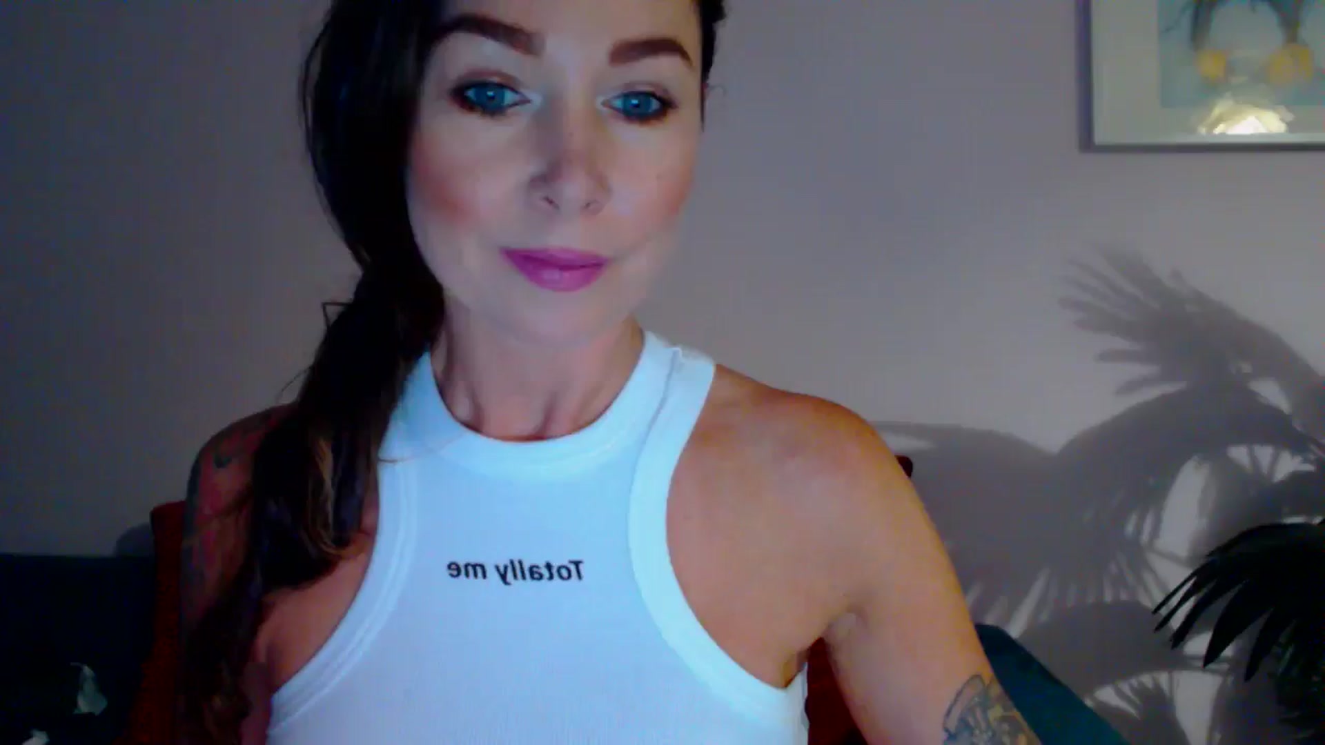 Gallery image thumbnail from Delilah_sweet's myfreecams stream on, 07/04/2024, 14:00 image 1 of 20