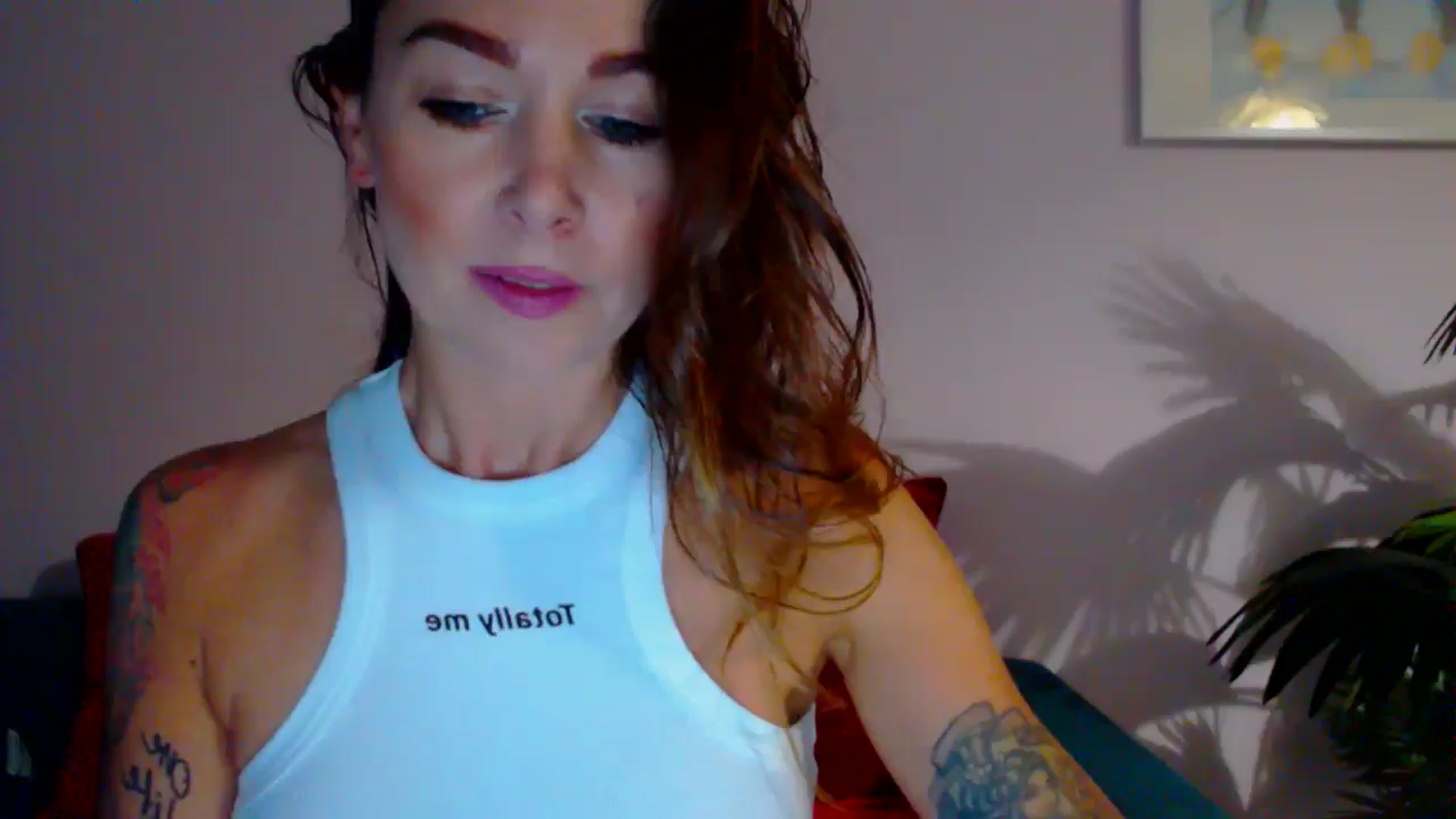 Gallery image thumbnail from Delilah_sweet's myfreecams stream on, 07/04/2024, 14:00 image 12 of 20
