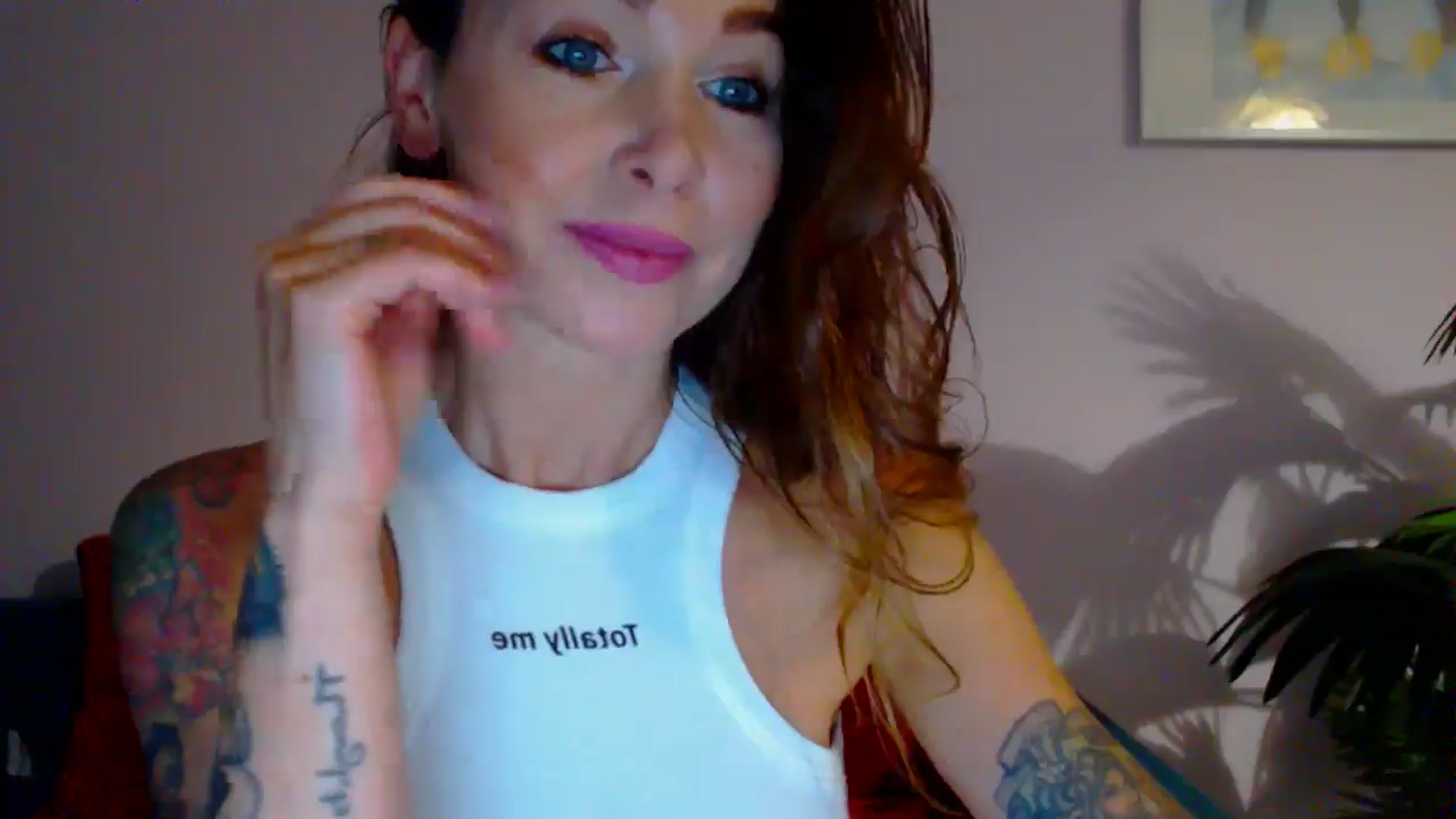 Gallery image thumbnail from Delilah_sweet's myfreecams stream on, 07/04/2024, 14:00 image 11 of 20
