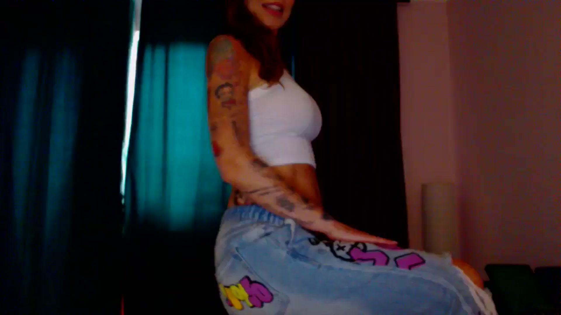 Gallery image thumbnail from Delilah_sweet's myfreecams stream on, 07/04/2024, 14:00 image 5 of 20