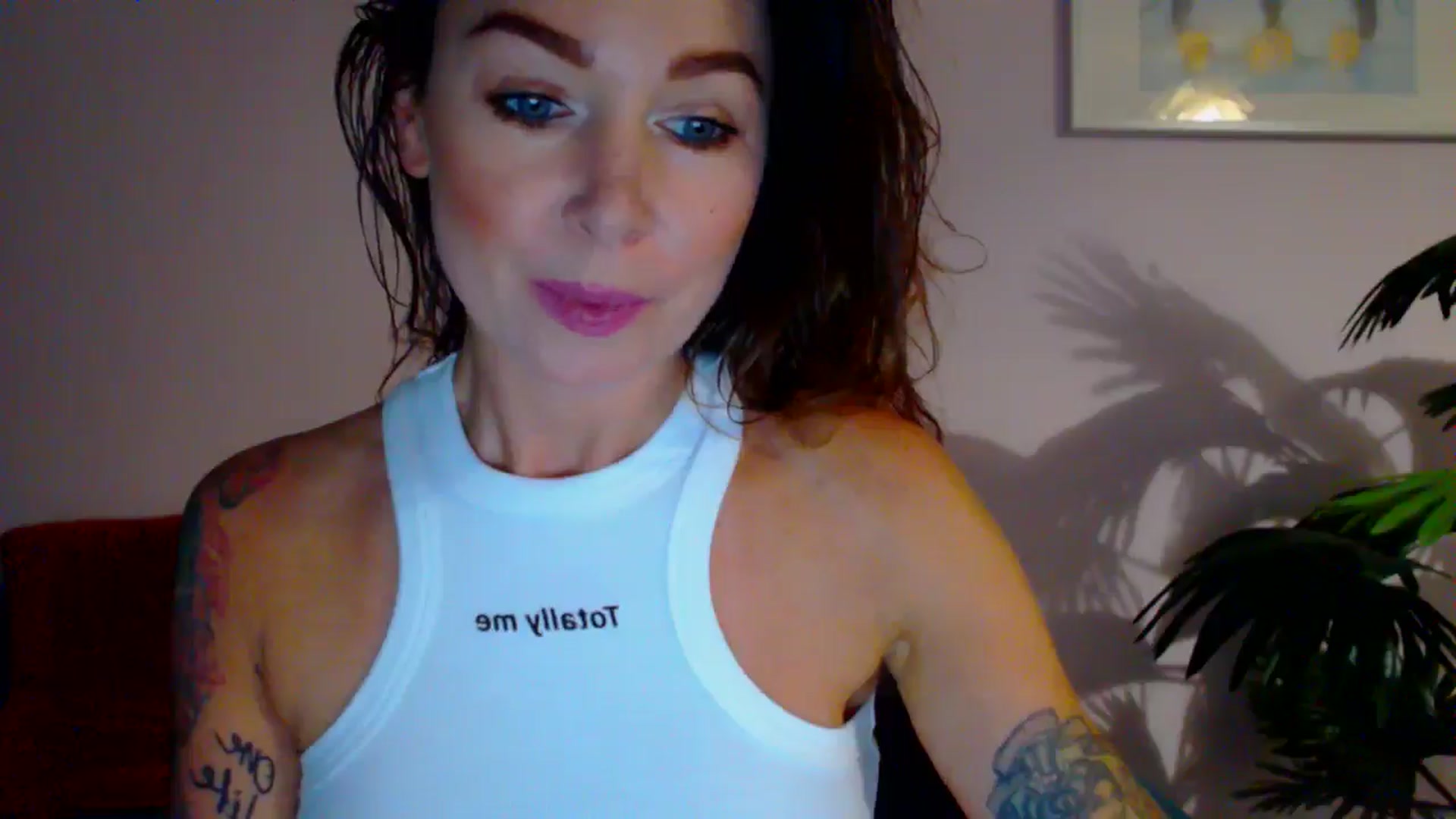 Gallery image thumbnail from Delilah_sweet's myfreecams stream on, 07/04/2024, 14:44 image 17 of 20