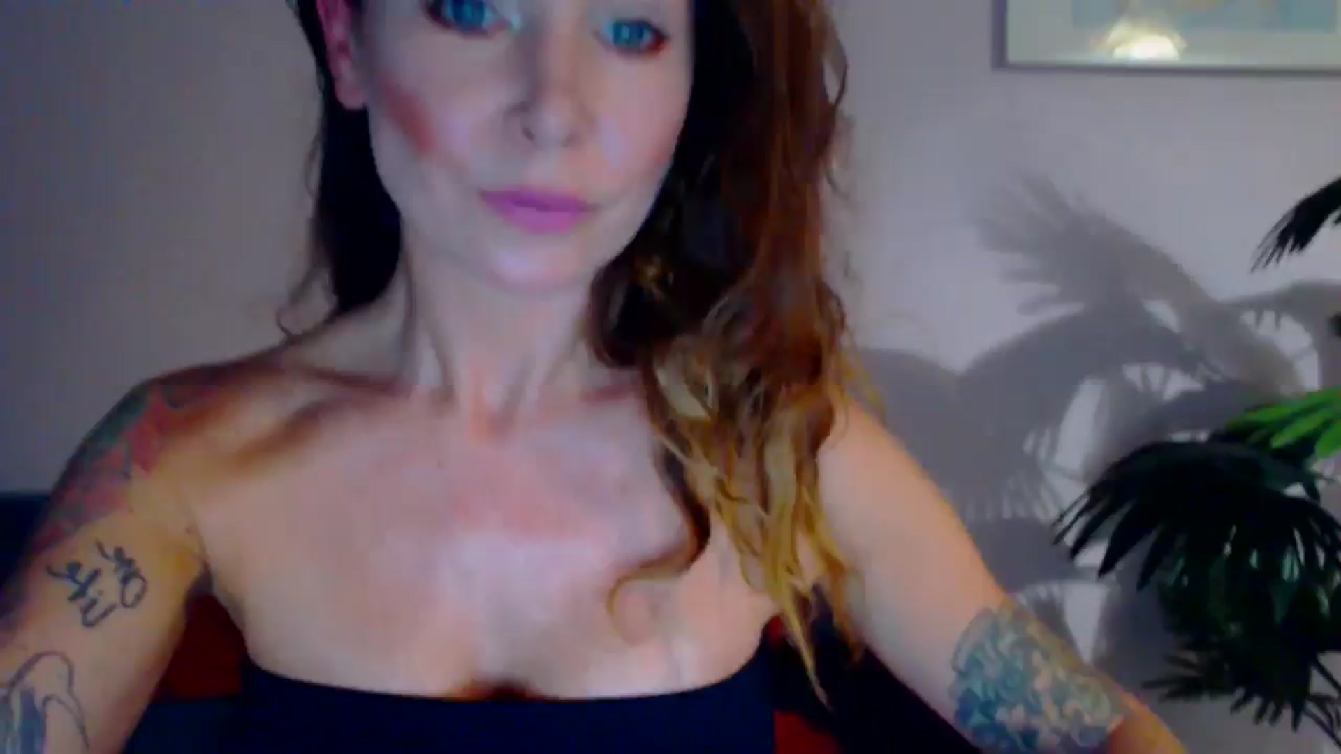 Gallery image thumbnail from Delilah_sweet's myfreecams stream on, 07/15/2024, 16:58 image 11 of 20
