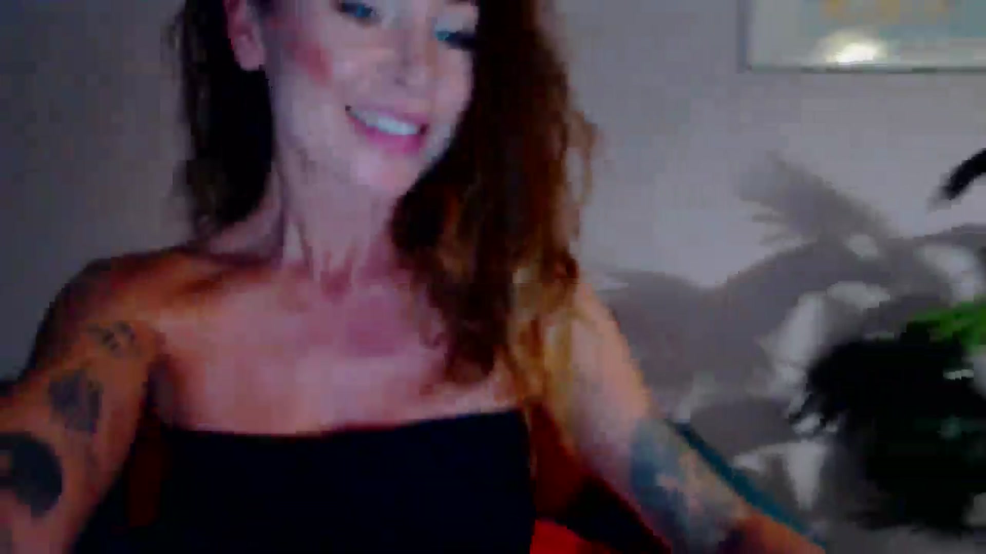 Gallery image thumbnail from Delilah_sweet's myfreecams stream on, 07/15/2024, 17:28 image 15 of 20