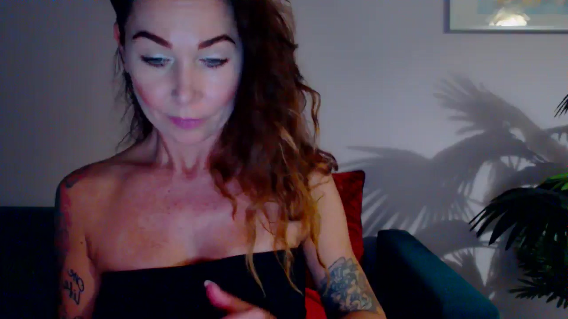 Gallery image thumbnail from Delilah_sweet's myfreecams stream on, 07/15/2024, 18:19 image 2 of 20