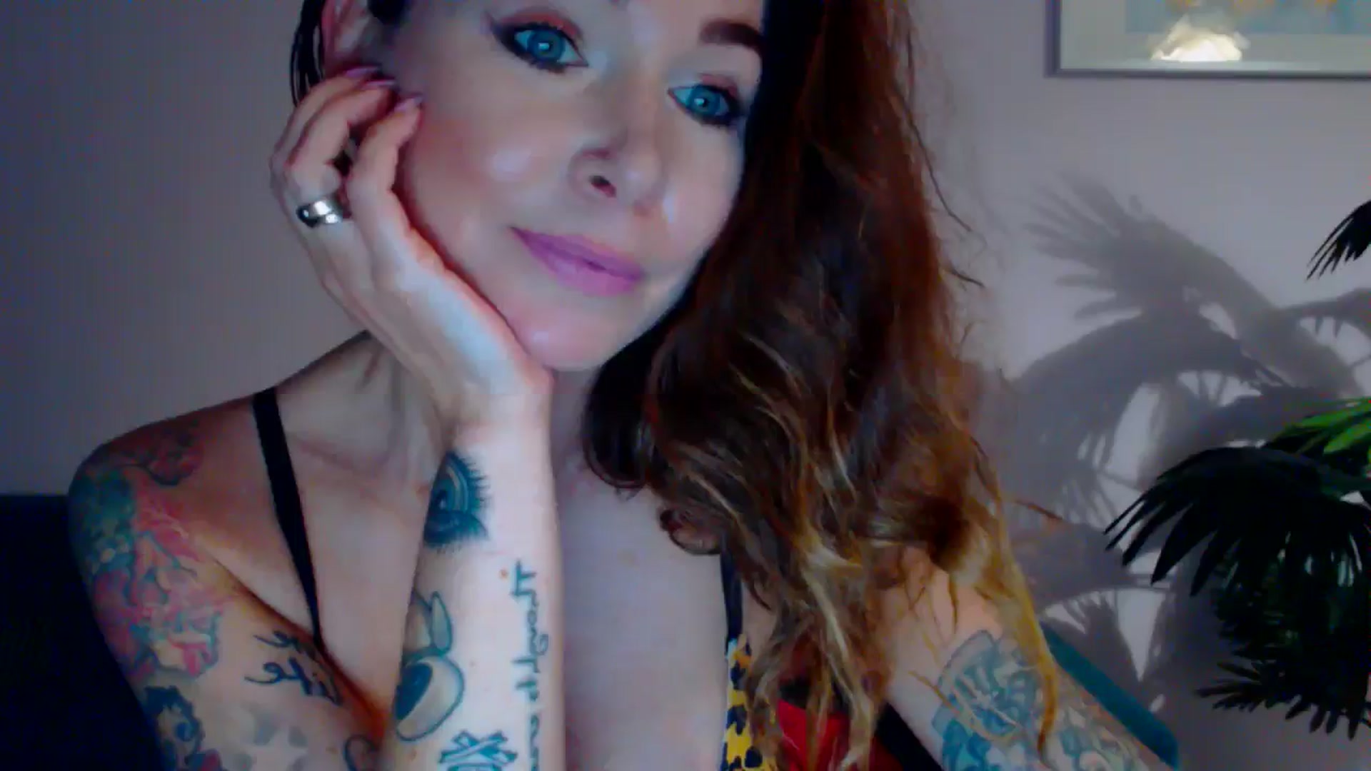 Gallery image thumbnail from Delilah_sweet's myfreecams stream on, 07/16/2024, 16:09 image 16 of 20