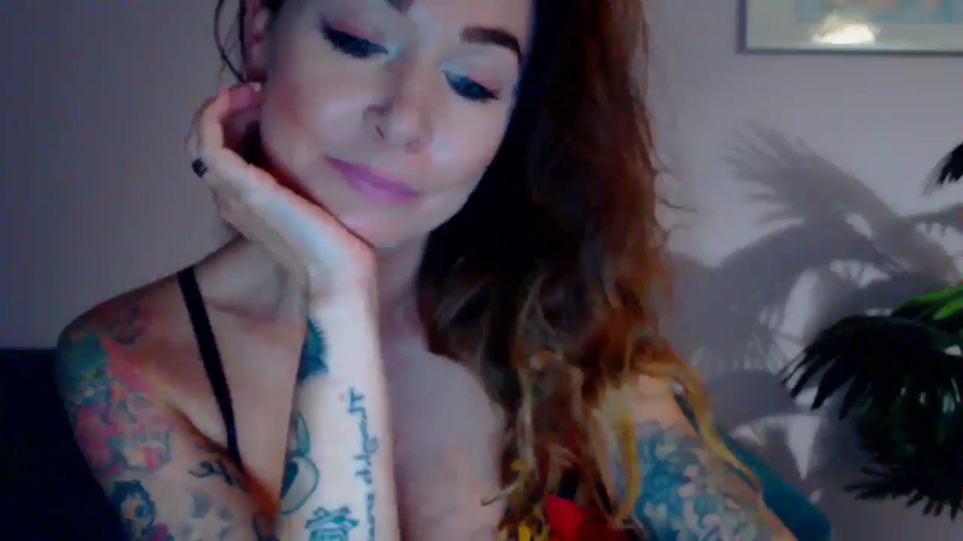 Gallery image thumbnail from Delilah_sweet's myfreecams stream on, 07/16/2024, 16:09 image 6 of 20