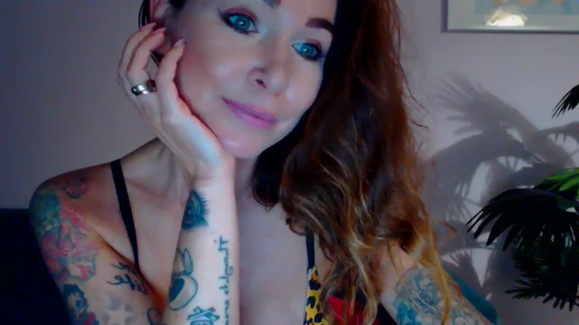 Gallery image thumbnail from Delilah_sweet's myfreecams stream on, 07/16/2024, 16:09 image 15 of 20