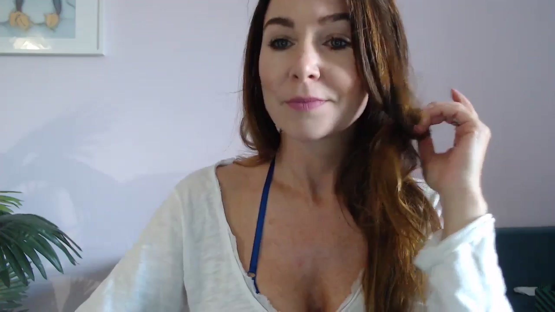 Gallery image thumbnail from Delilah_sweet's myfreecams stream on, 07/25/2024, 14:47 image 11 of 20