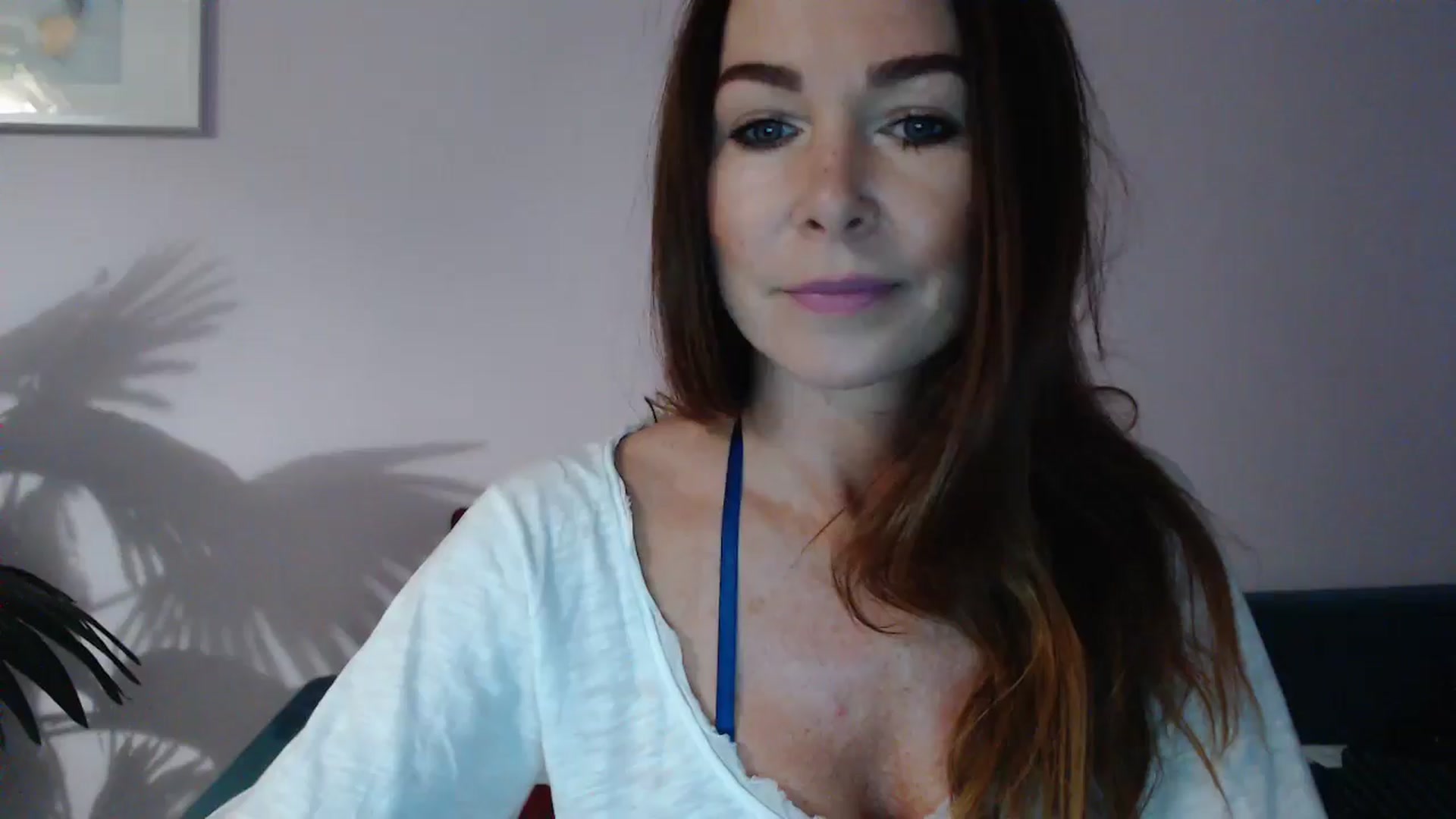 Gallery image thumbnail from Delilah_sweet's myfreecams stream on, 07/25/2024, 14:47 image 3 of 20