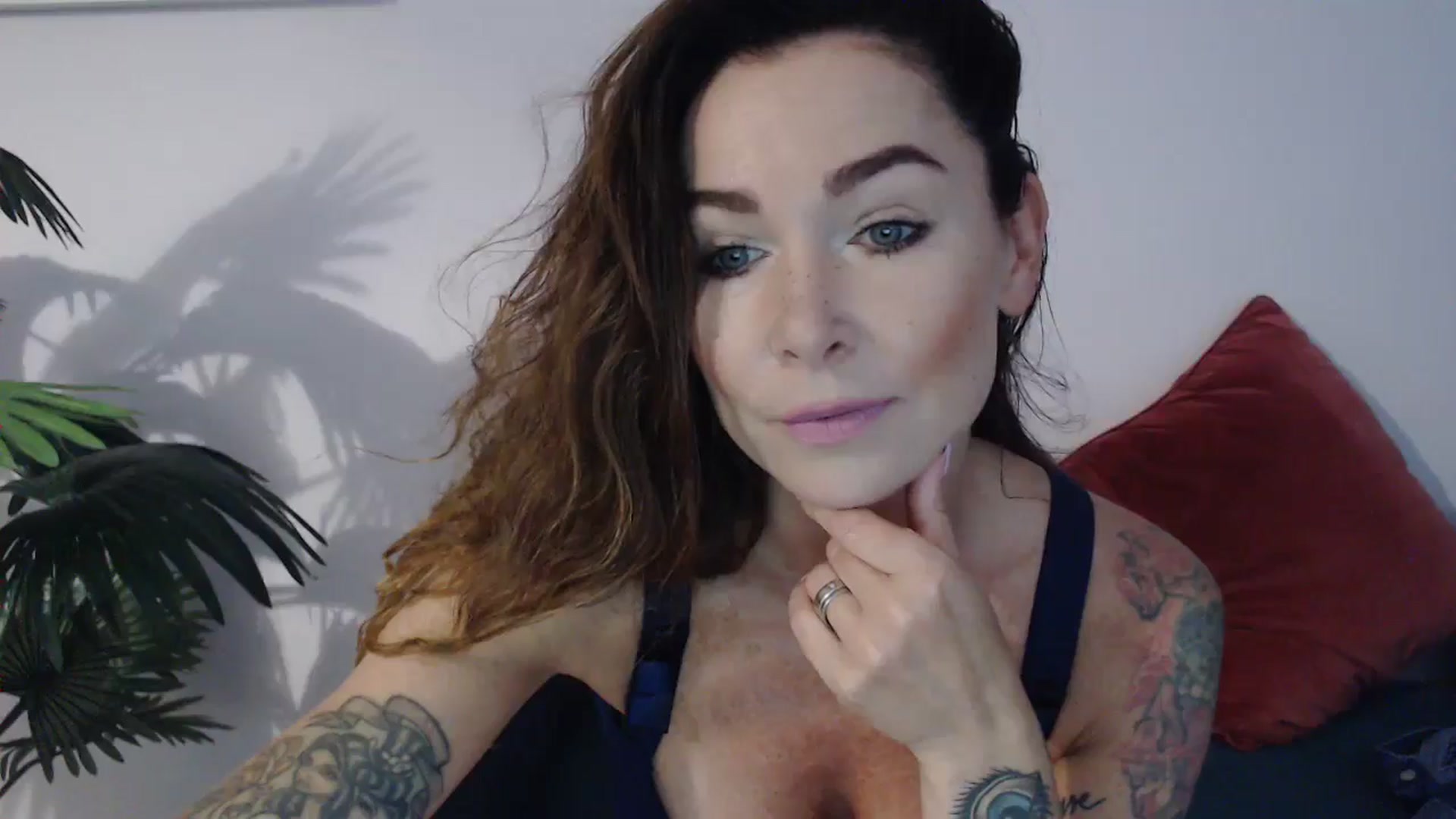 Gallery image thumbnail from Delilah_sweet's myfreecams stream on, 08/01/2024, 15:59 image 8 of 20