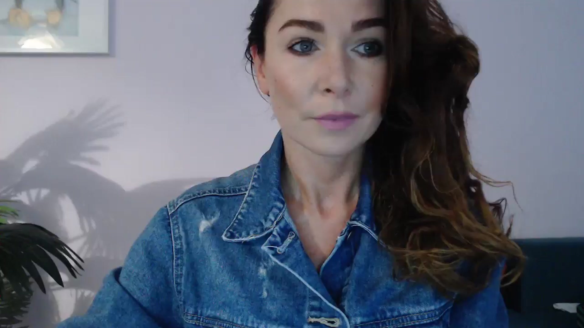 Gallery image thumbnail from Delilah_sweet's myfreecams stream on, 08/01/2024, 15:59 image 1 of 20