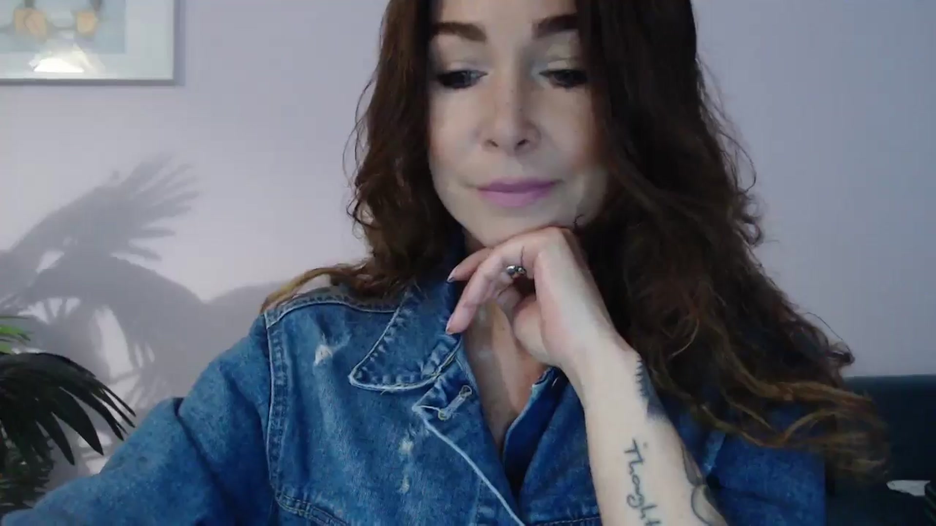 Gallery image thumbnail from Delilah_sweet's myfreecams stream on, 08/01/2024, 15:59 image 2 of 20