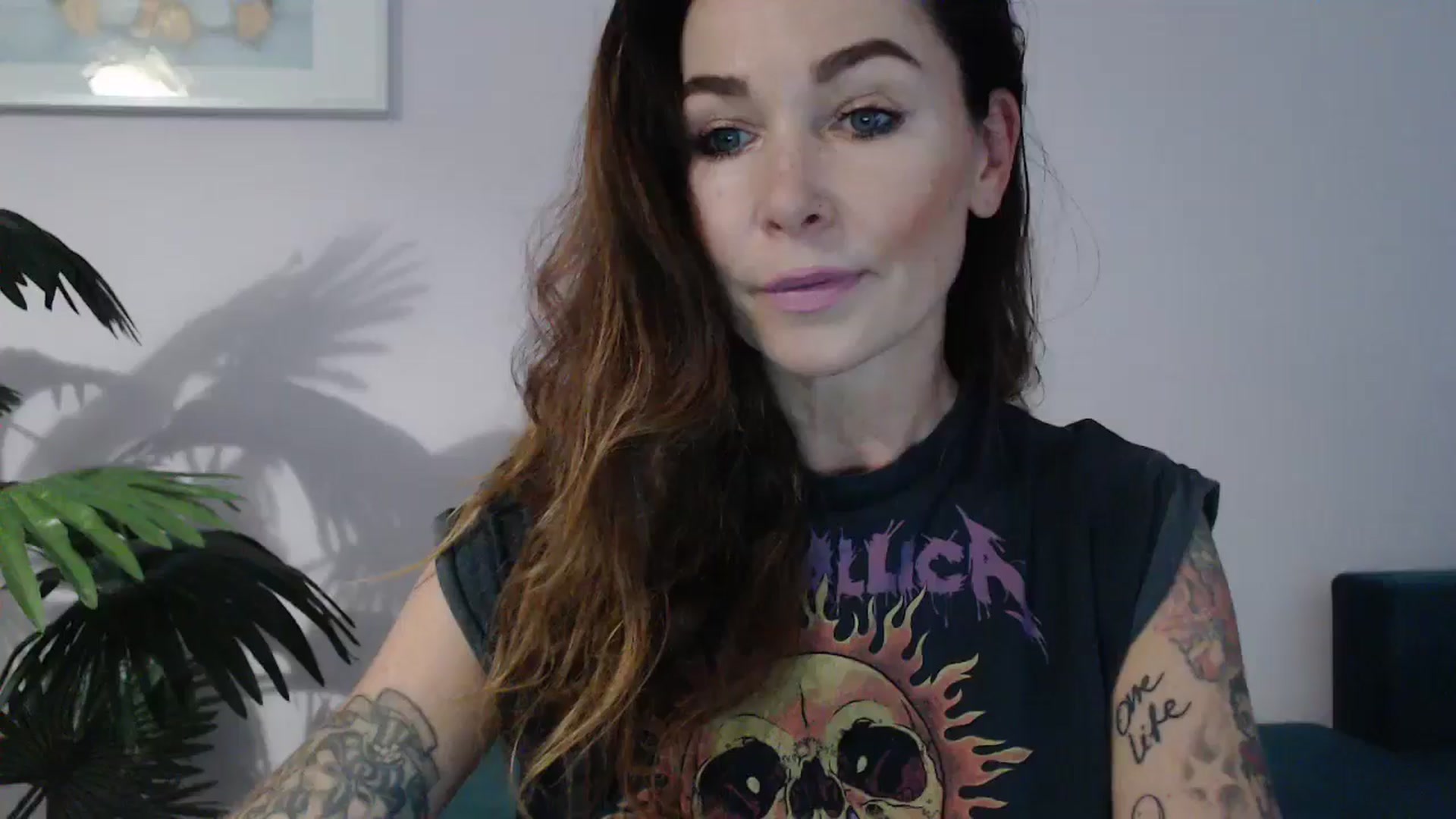 Gallery image thumbnail from Delilah_sweet's myfreecams stream on, 08/06/2024, 17:12 image 12 of 20