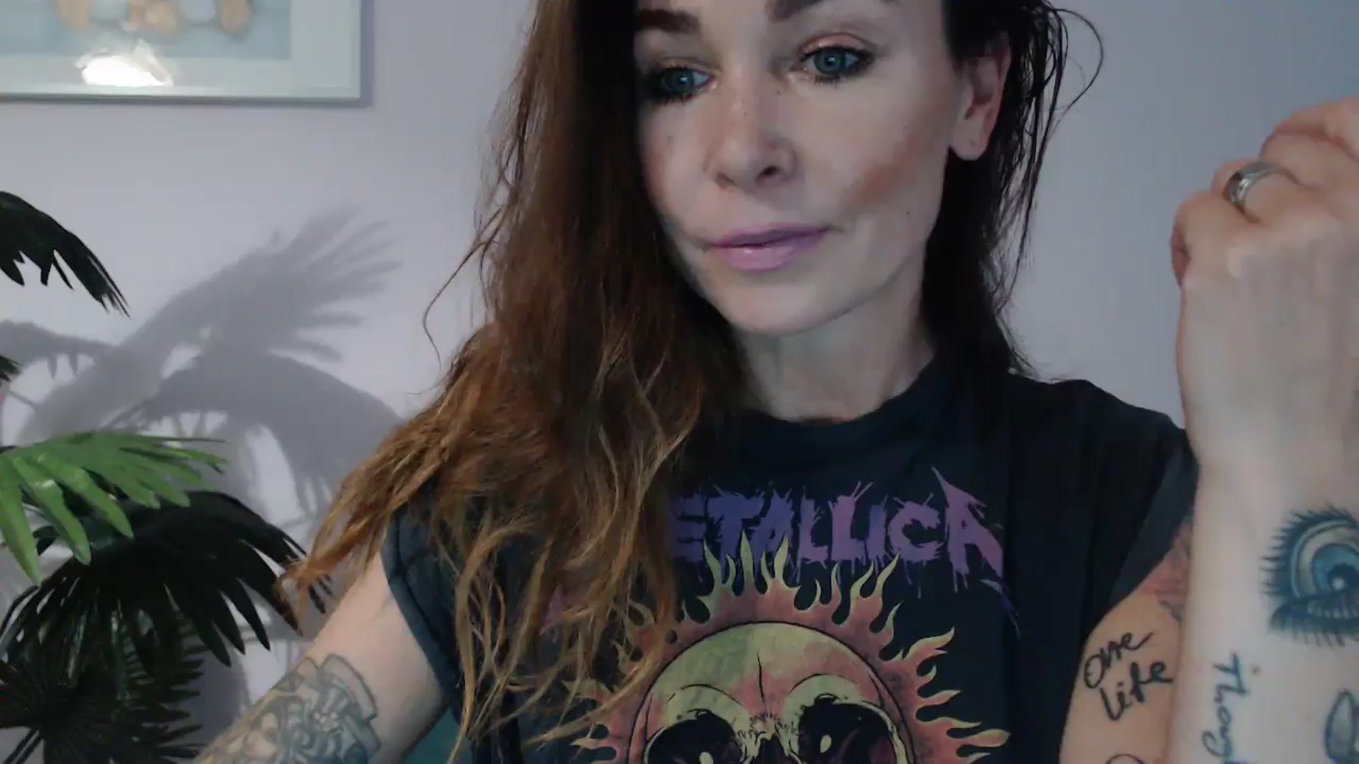 Gallery image thumbnail from Delilah_sweet's myfreecams stream on, 08/06/2024, 17:12 image 19 of 20