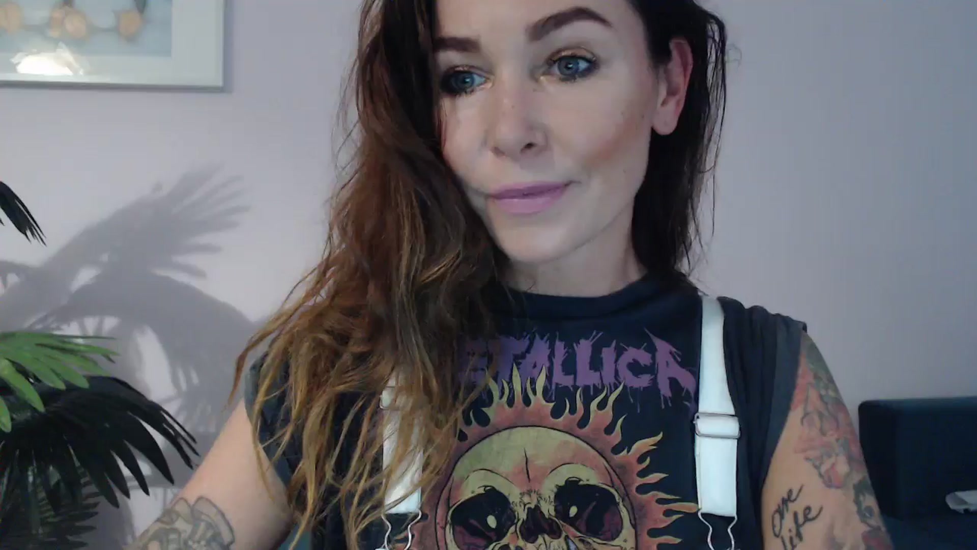 Gallery image thumbnail from Delilah_sweet's myfreecams stream on, 08/06/2024, 17:12 image 10 of 20