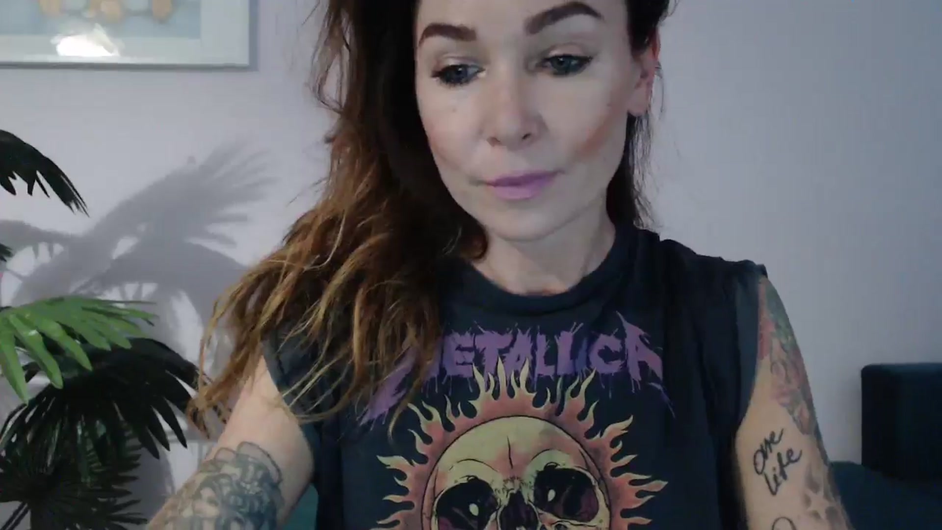Gallery image thumbnail from Delilah_sweet's myfreecams stream on, 08/06/2024, 17:12 image 14 of 20