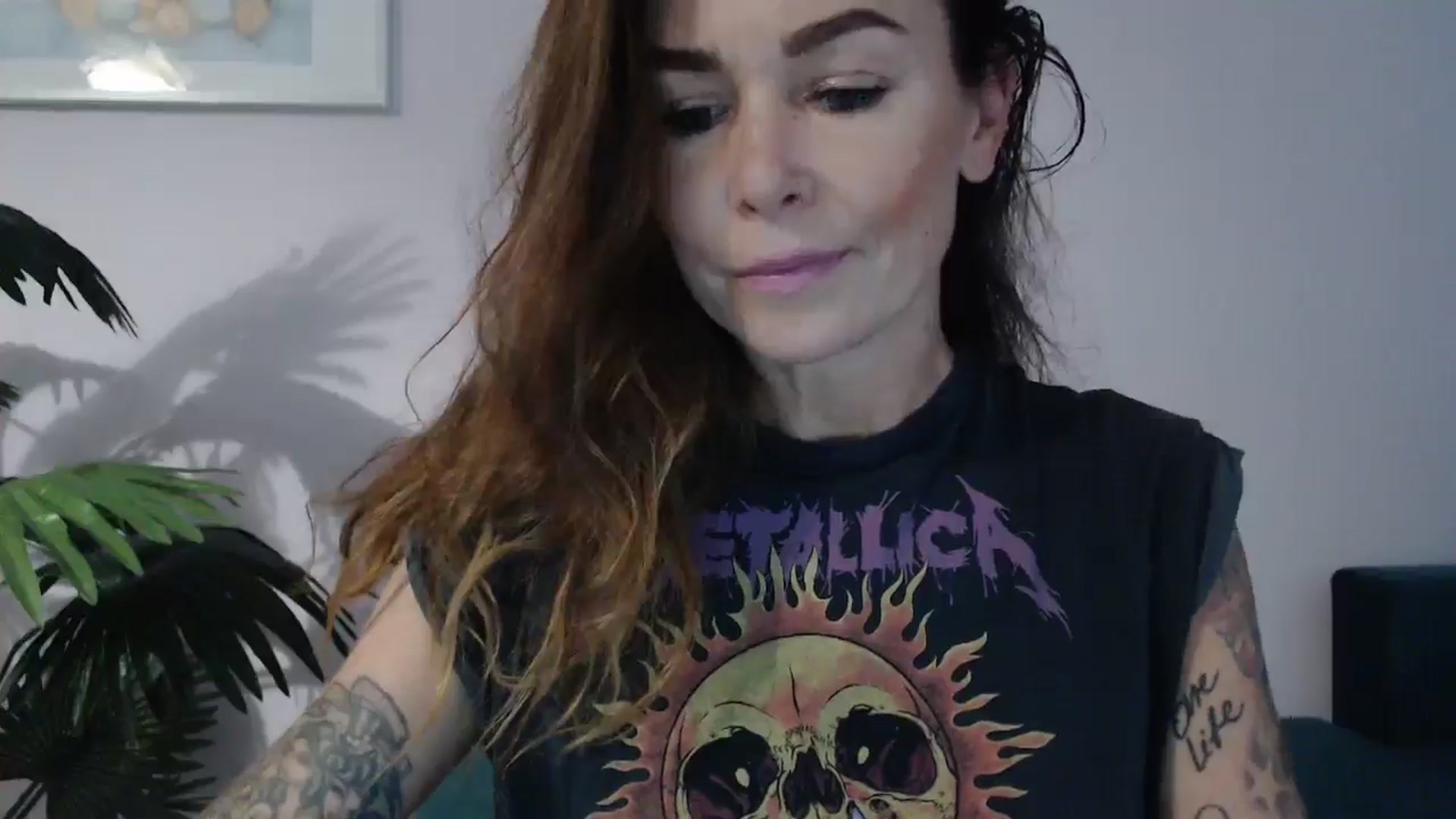 Gallery image thumbnail from Delilah_sweet's myfreecams stream on, 08/06/2024, 17:12 image 17 of 20