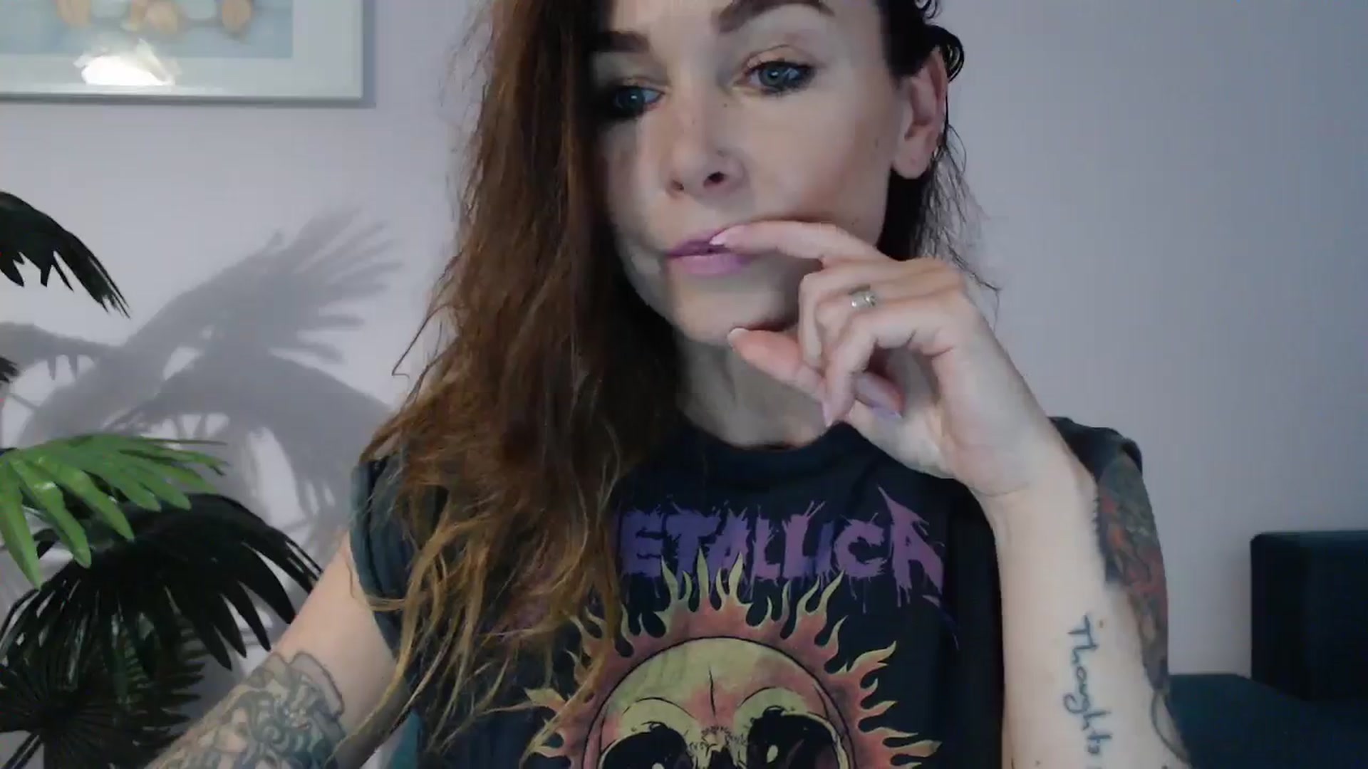 Gallery image thumbnail from Delilah_sweet's myfreecams stream on, 08/06/2024, 17:12 image 16 of 20
