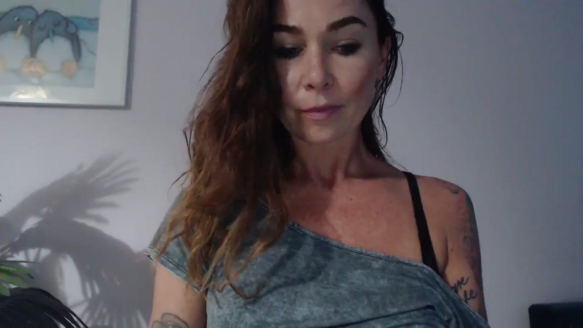 Gallery image thumbnail from Delilah_sweet's myfreecams stream on, 08/14/2024, 17:45 image 20 of 20