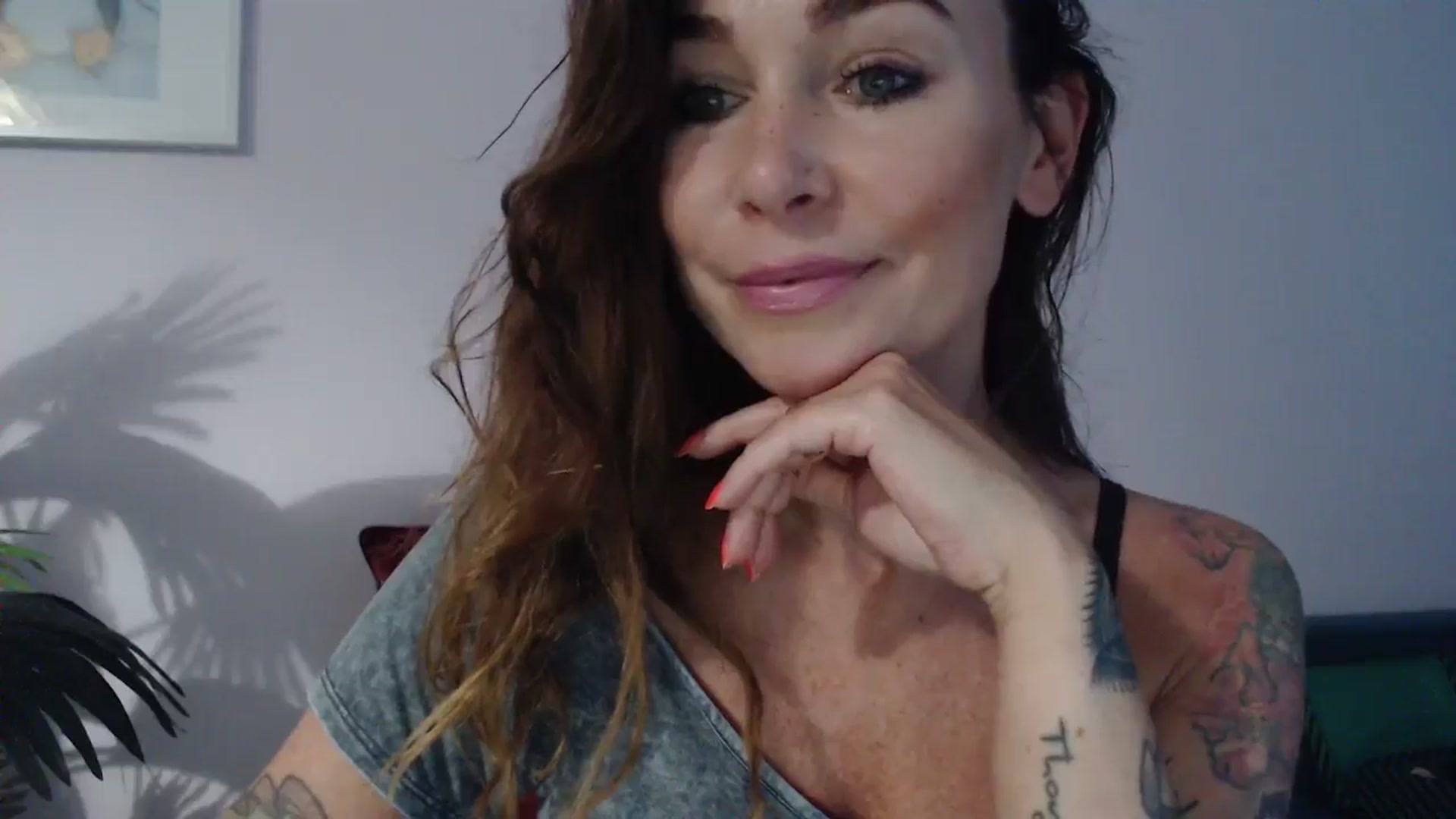 Gallery image thumbnail from Delilah_sweet's myfreecams stream on, 08/14/2024, 17:45 image 8 of 20
