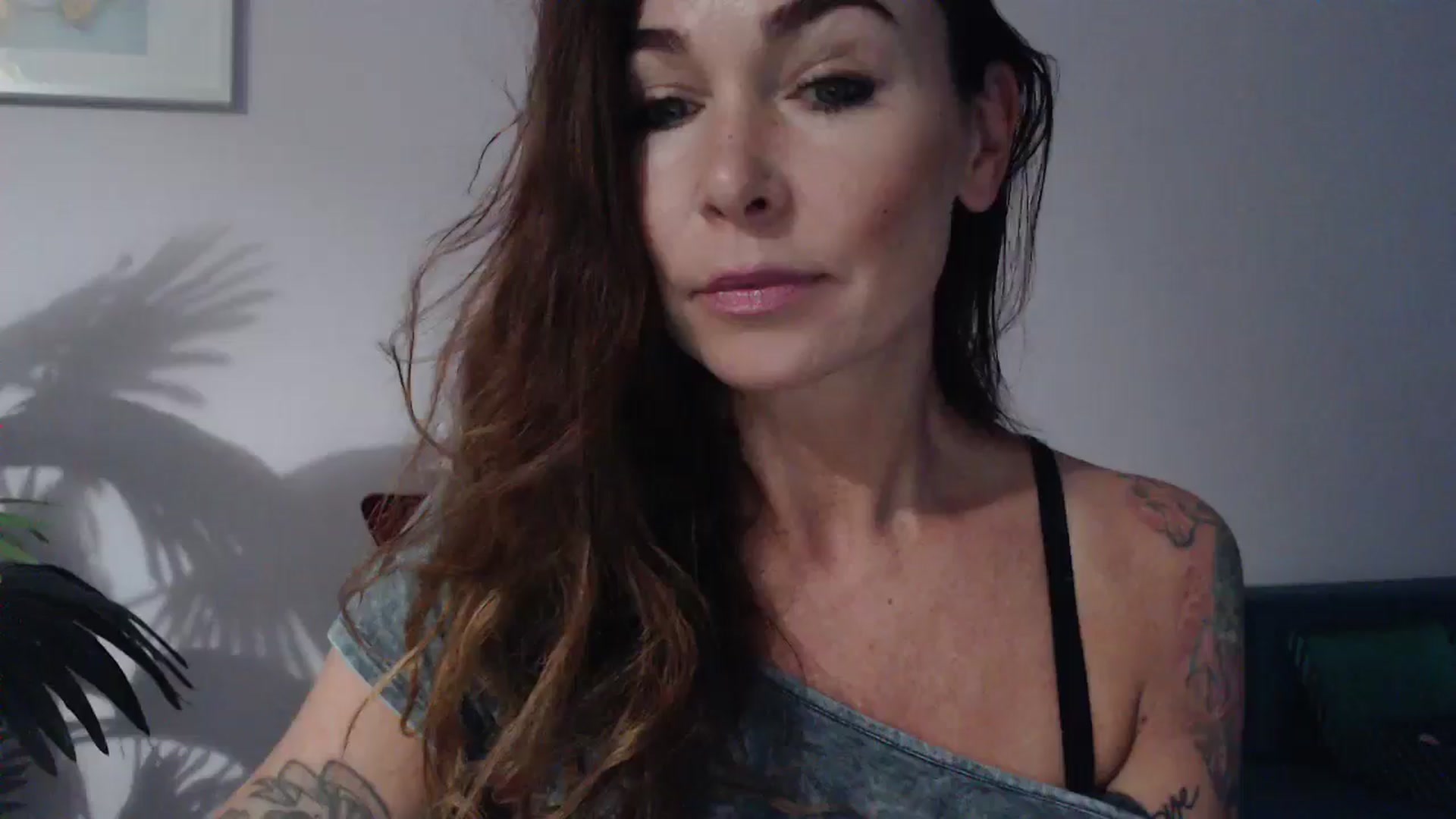 Gallery image thumbnail from Delilah_sweet's myfreecams stream on, 08/14/2024, 18:10 image 4 of 20