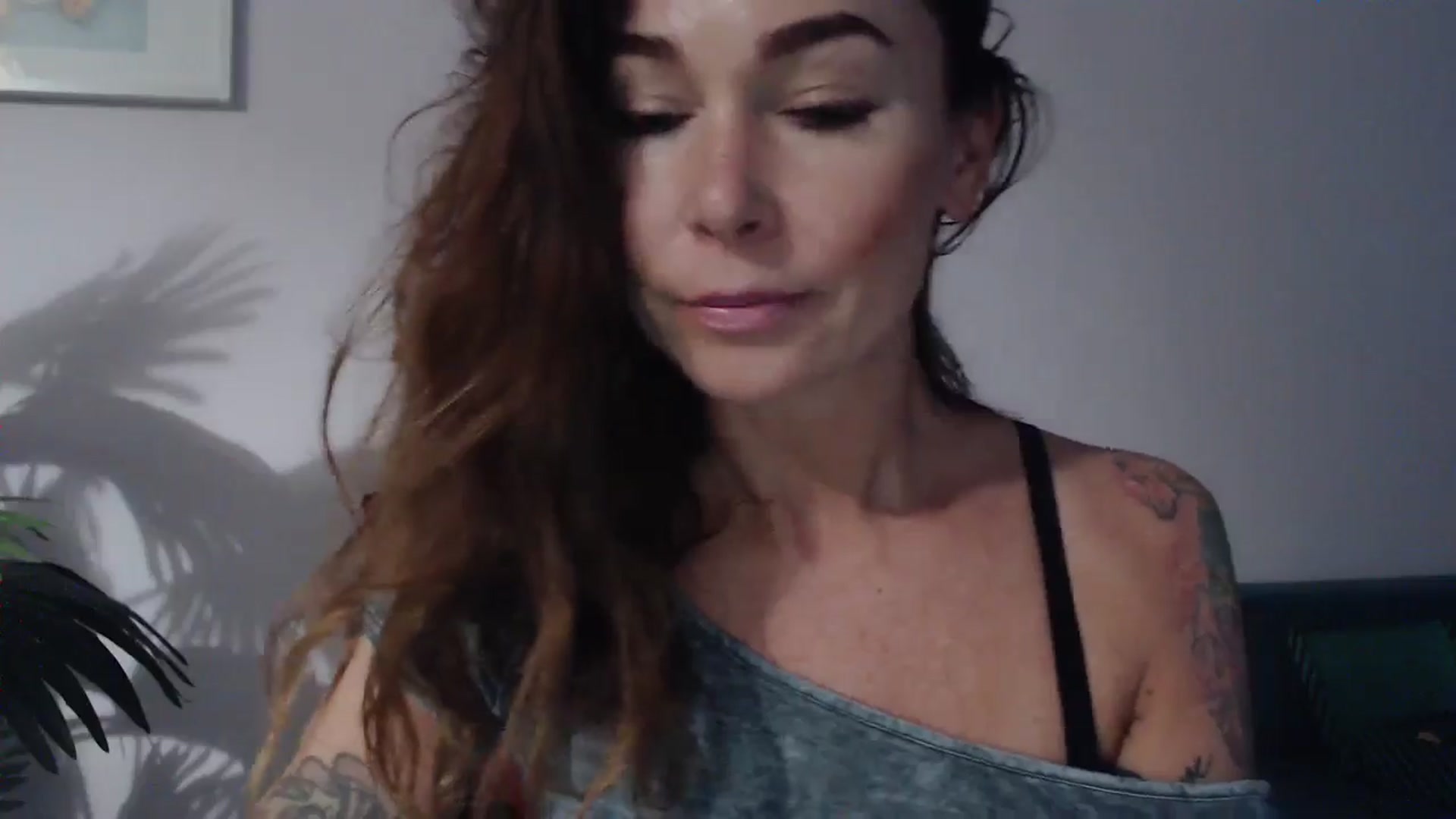 Gallery image thumbnail from Delilah_sweet's myfreecams stream on, 08/14/2024, 18:10 image 7 of 20