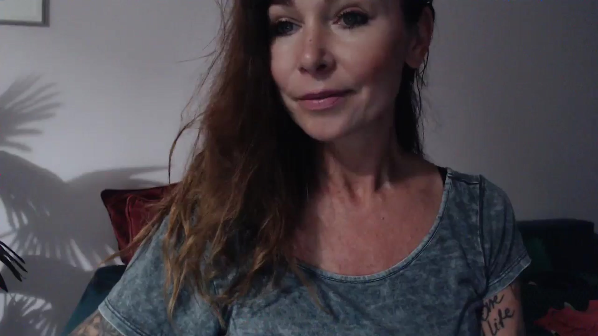 Gallery image thumbnail from Delilah_sweet's myfreecams stream on, 08/14/2024, 18:46 image 19 of 20