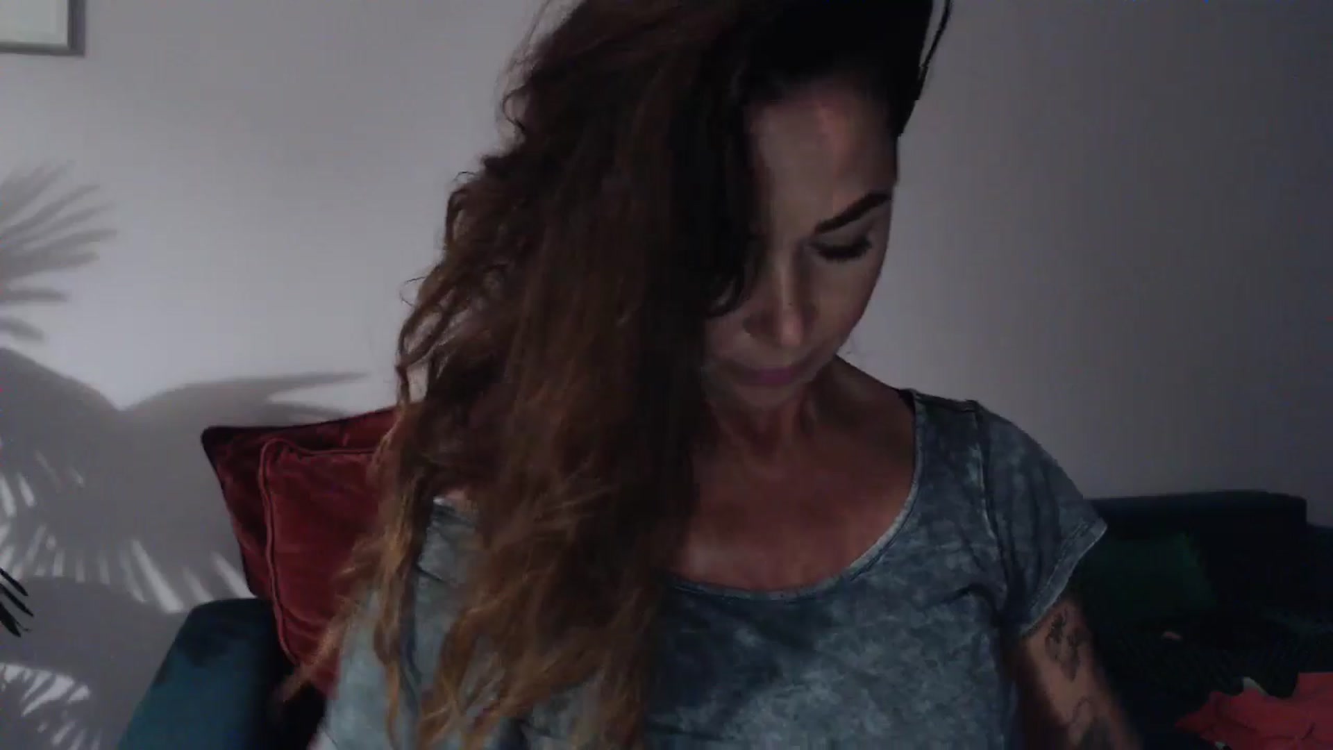 Gallery image thumbnail from Delilah_sweet's myfreecams stream on, 08/14/2024, 18:46 image 17 of 20