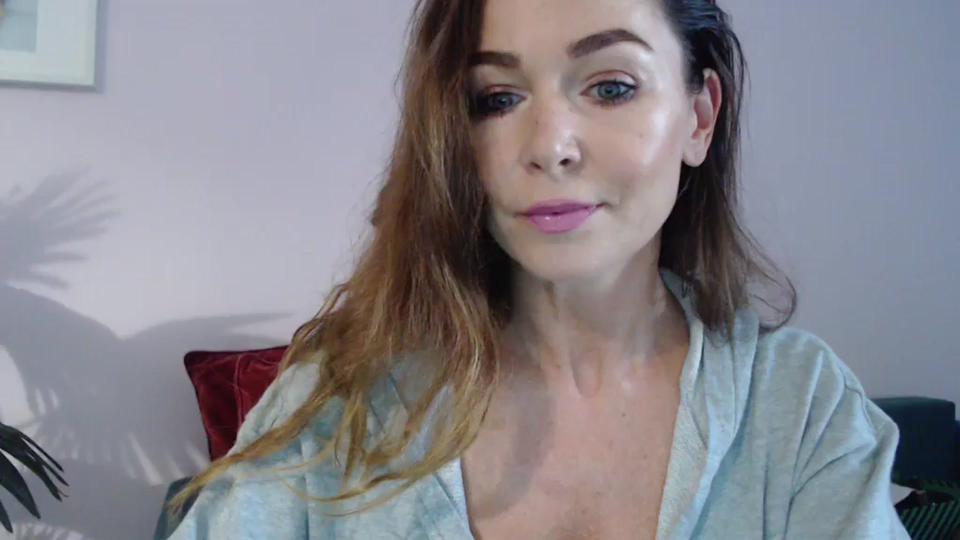 Gallery image thumbnail from Delilah_sweet's myfreecams stream on, 08/21/2024, 16:34 image 3 of 20